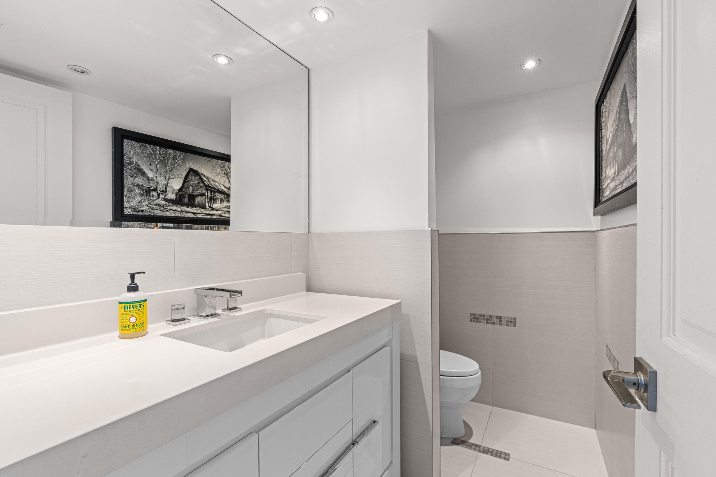 520 Brickell Key Drive A200, Miami, FL 33131 — photo 21 of 46