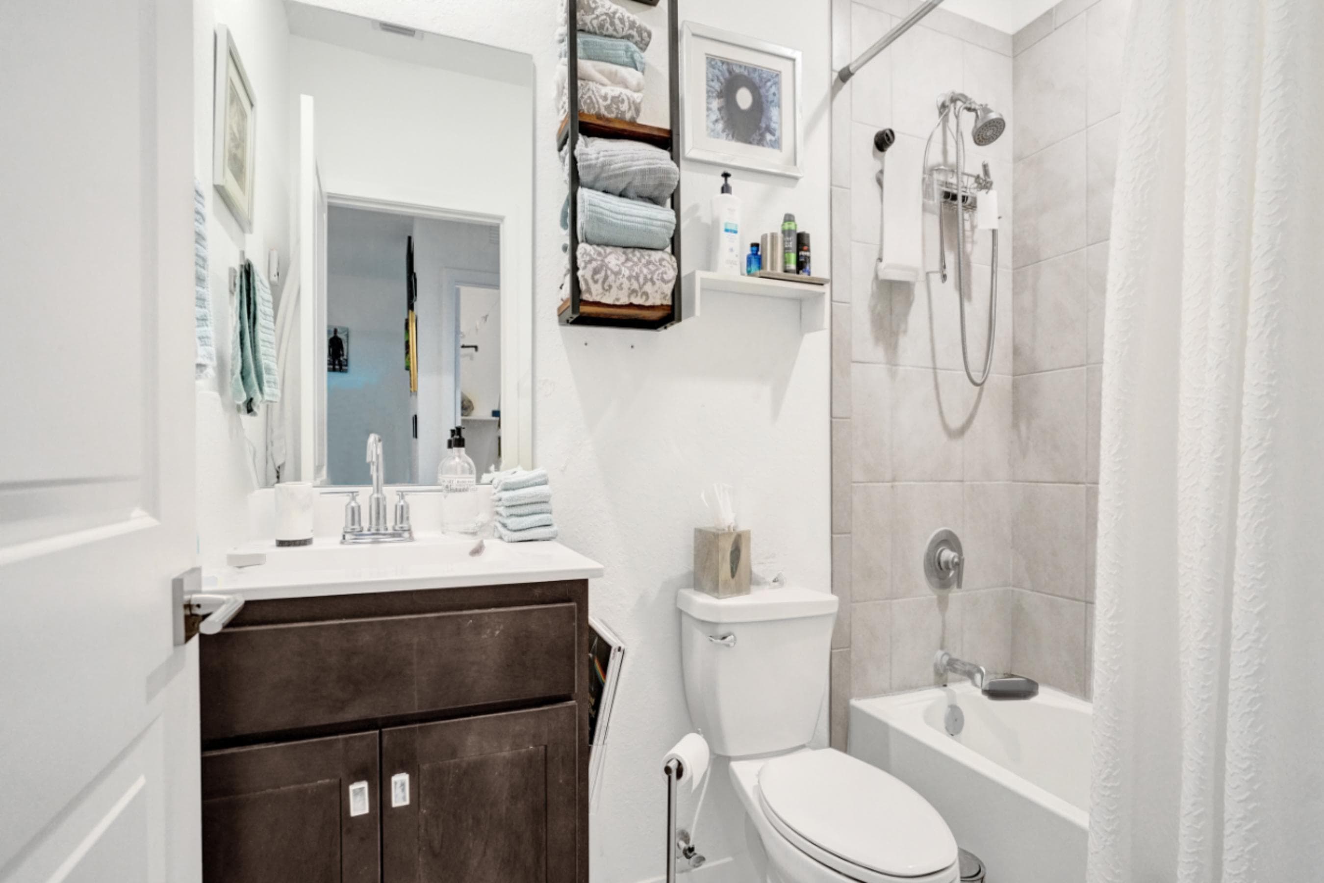 435 NW 17th Street, Fort Lauderdale, FL 33311 — photo 13 of 31