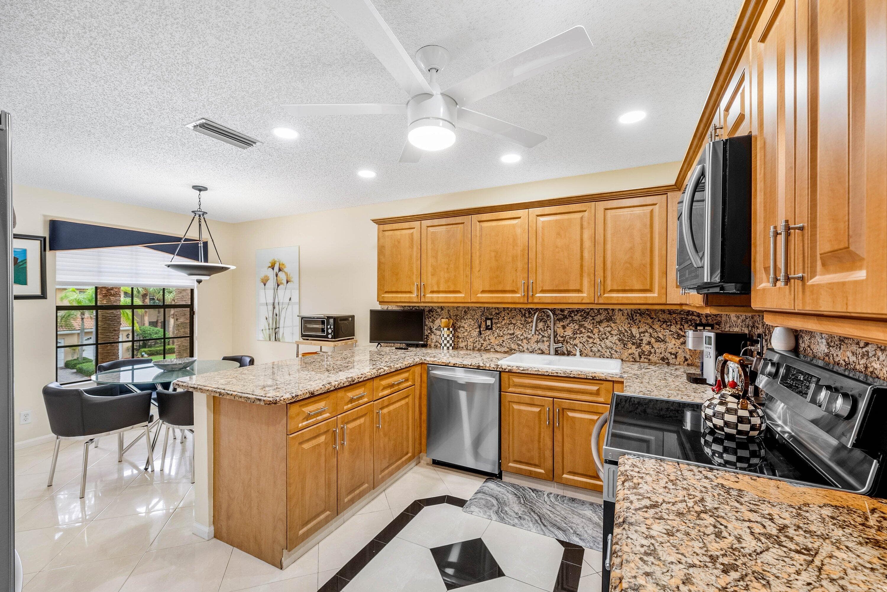 6765 Montego Bay Boulevard D, Boca Raton, FL 33433 — photo 22 of 59