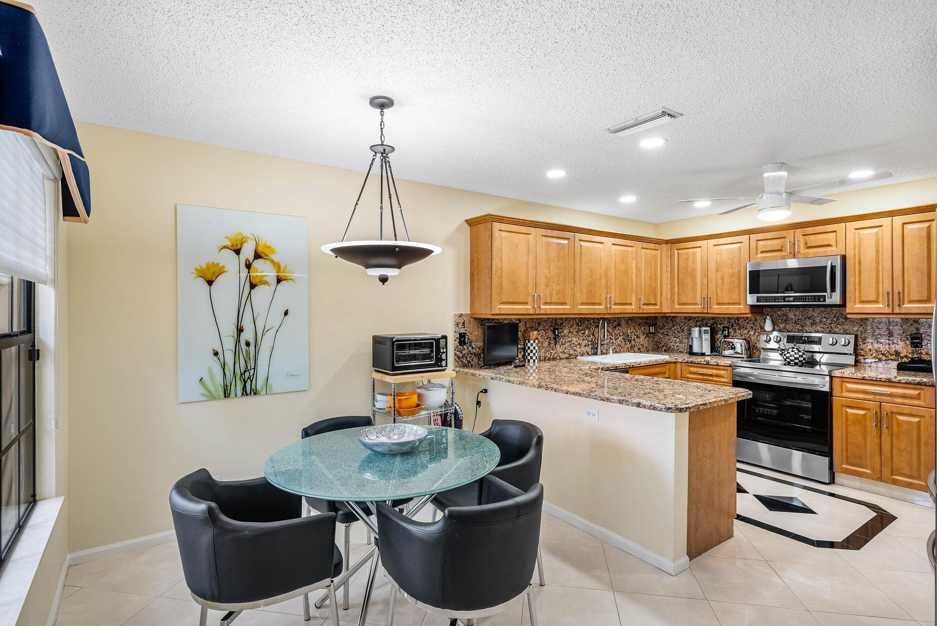 6765 Montego Bay Boulevard D, Boca Raton, FL 33433 — photo 25 of 59