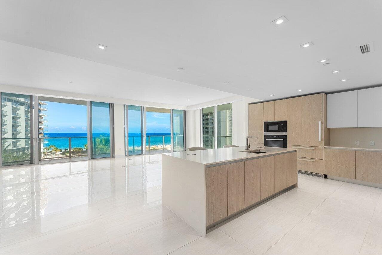 3100 N Ocean Drive P705, Riviera Beach, FL 33404 — photo 4 of 98