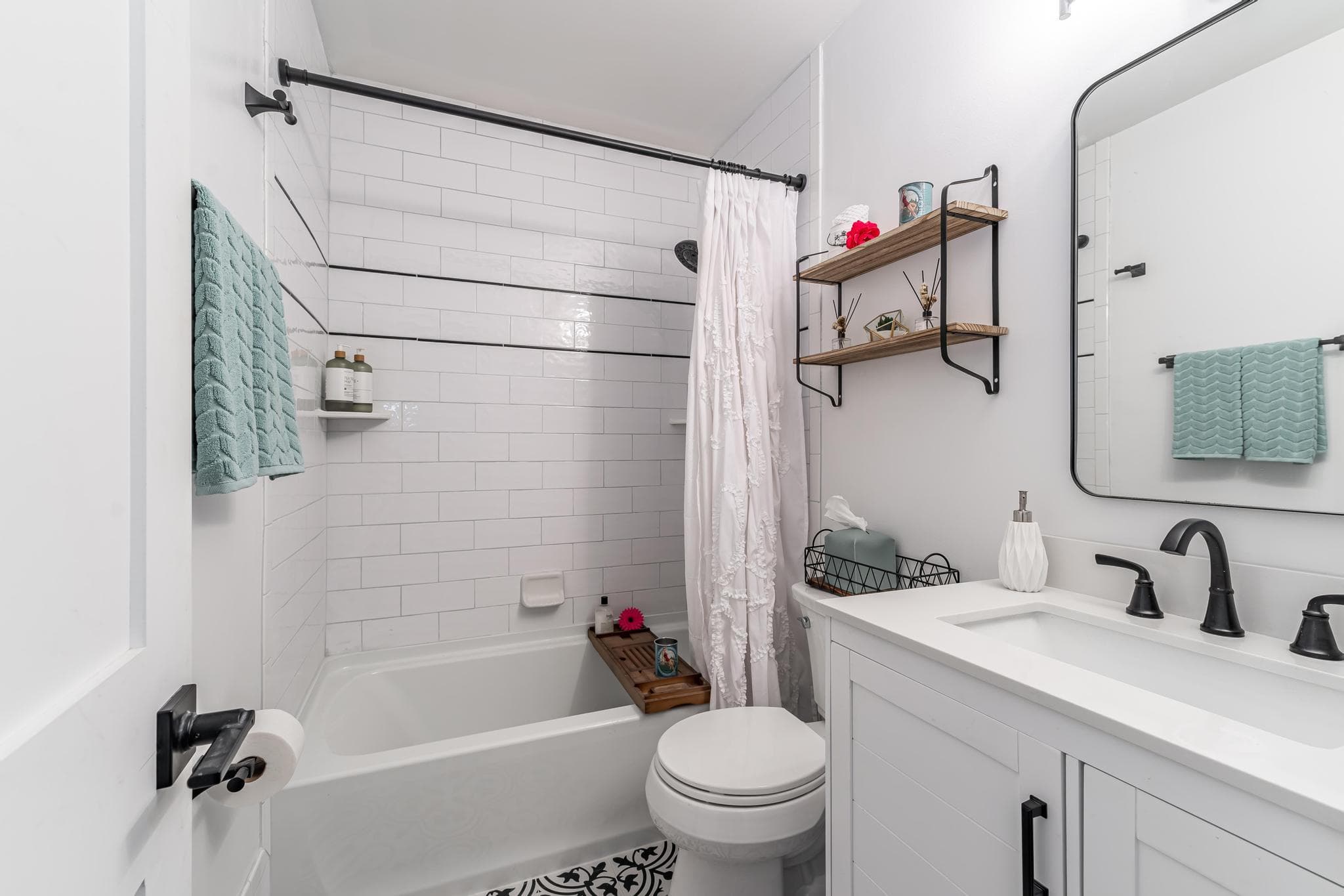 563 NE 7th Avenue, Fort Lauderdale, FL 33301 — photo 24 of 30