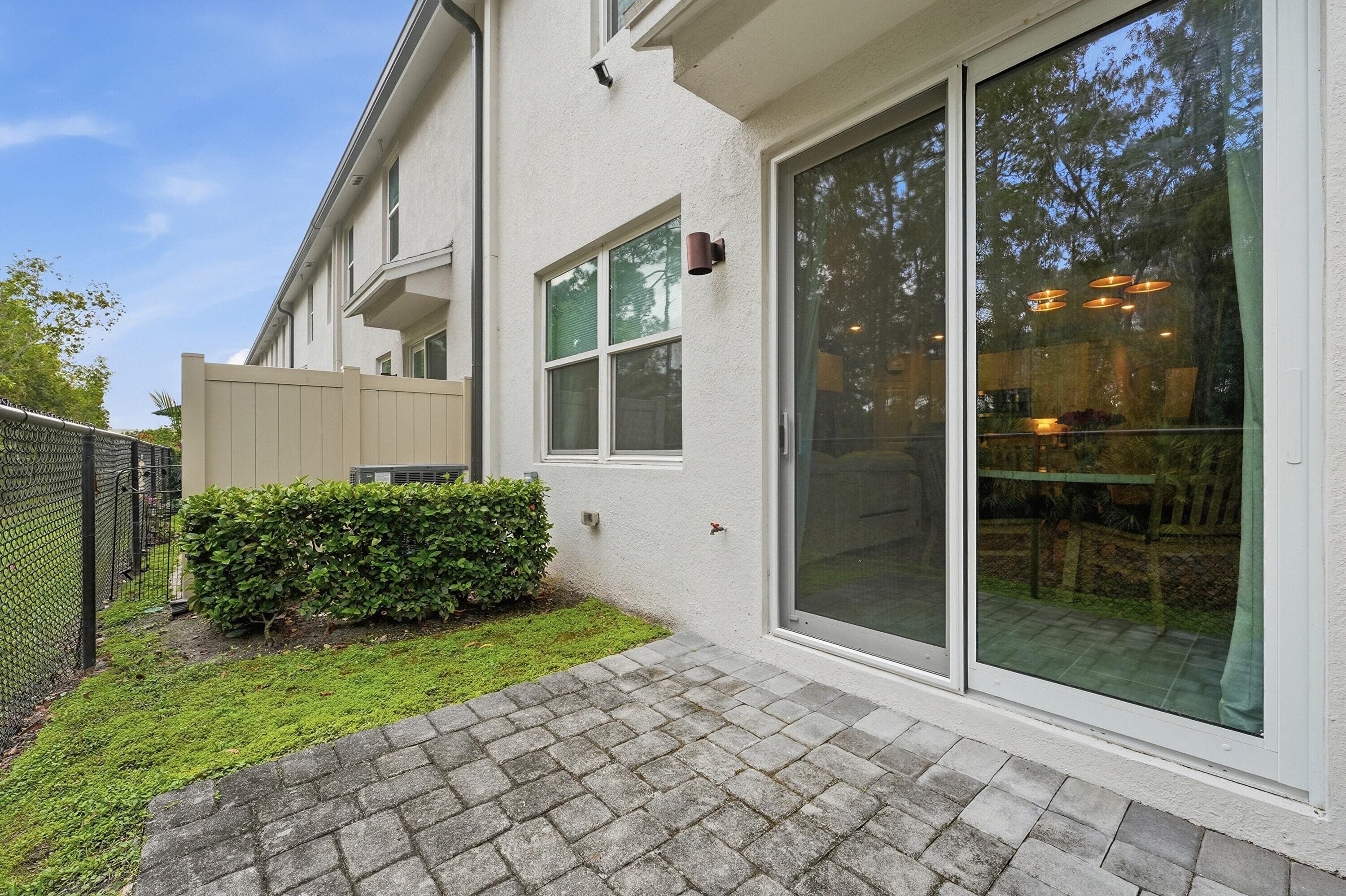3905 SE Mentmore Lane, Stuart, FL 34997 — photo 29 of 44