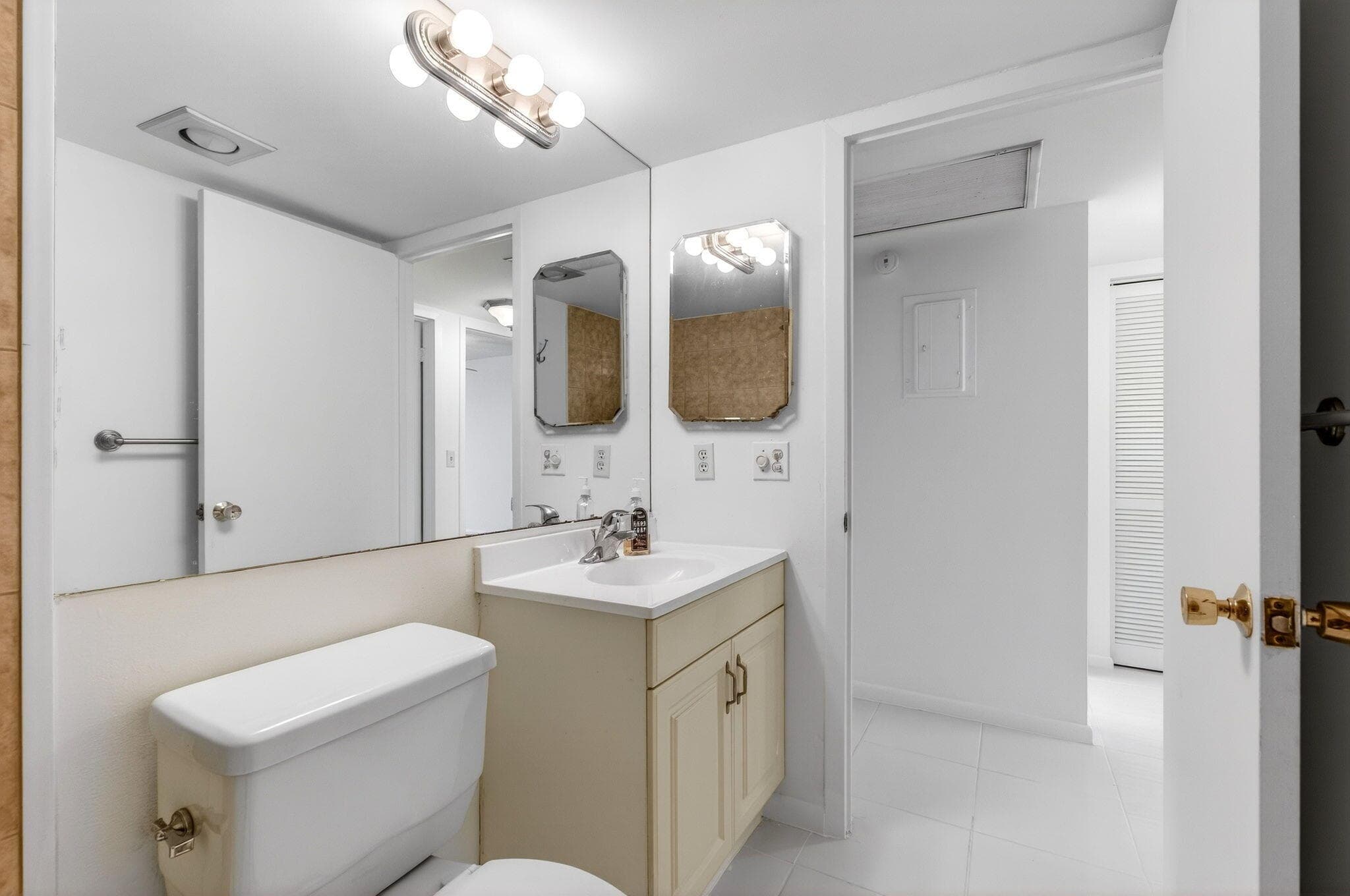 3010 Guildford A, Boca Raton, FL 33434 — photo 12 of 54