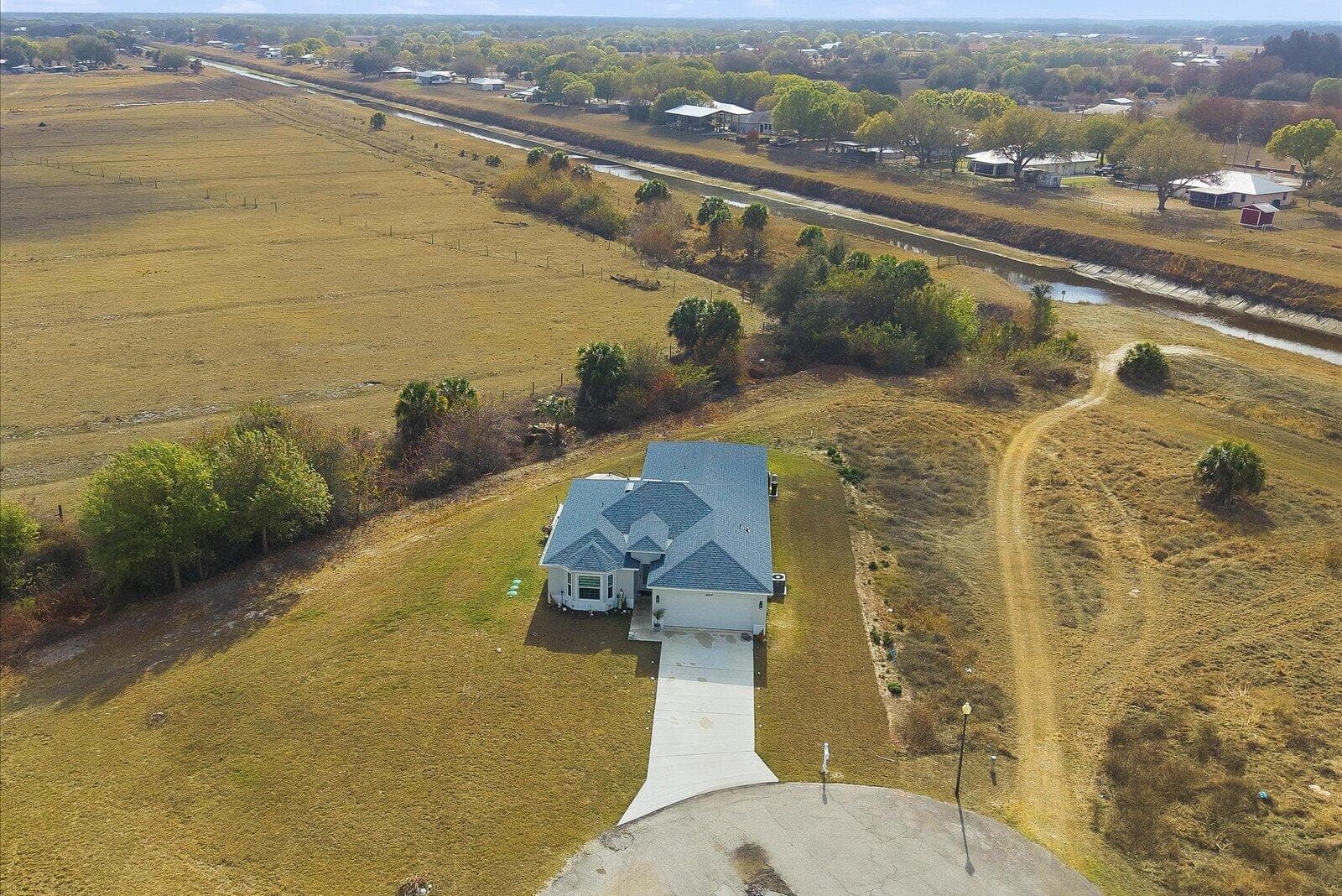 8607 SW 7th Lane, Okeechobee, FL 34974 — photo 43 of 49