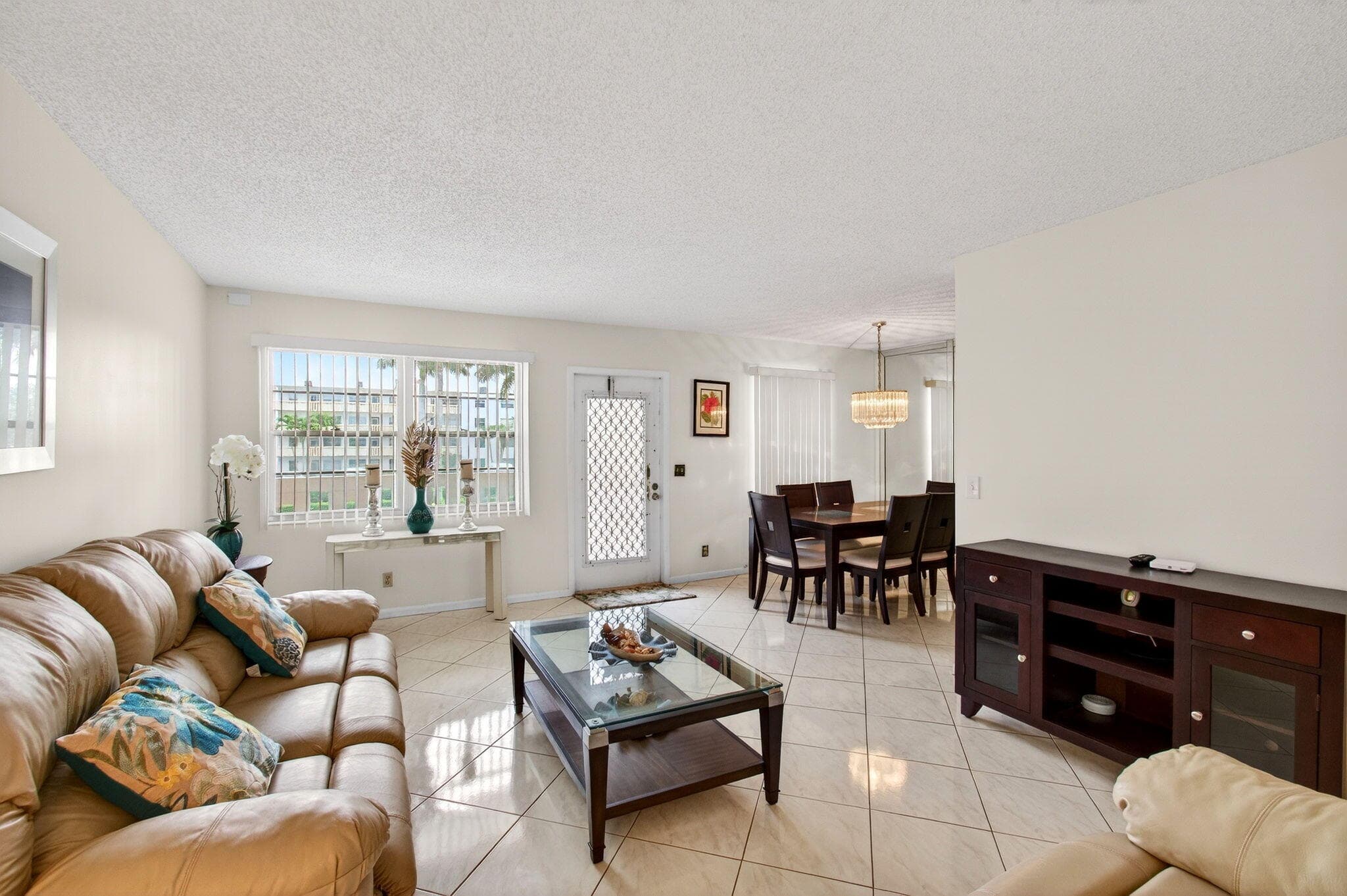2070 Guildford D, Boca Raton, FL 33434 — photo 11 of 83