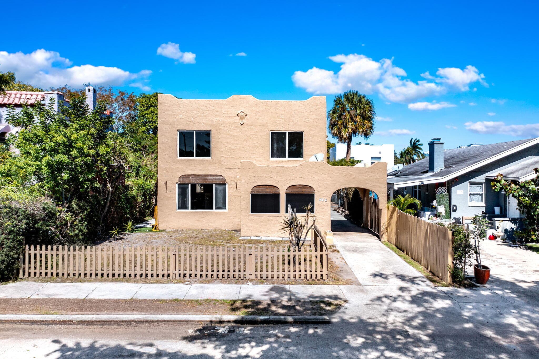 619 30th Street, West Palm Beach, FL 33407 — photo 1 of 62