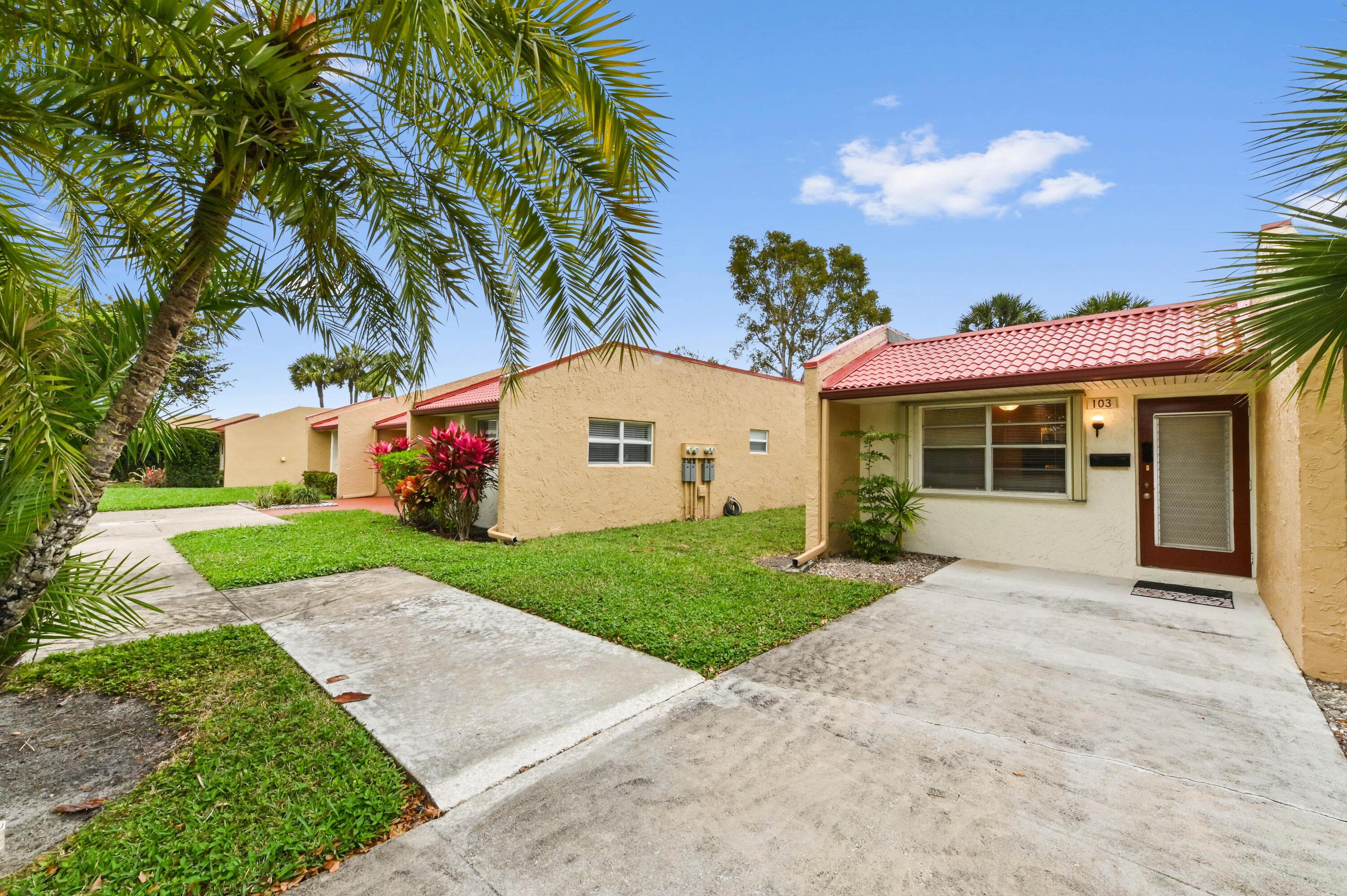 103 Lake Anne Drive, West Palm Beach, FL 33411 — photo 3 of 29