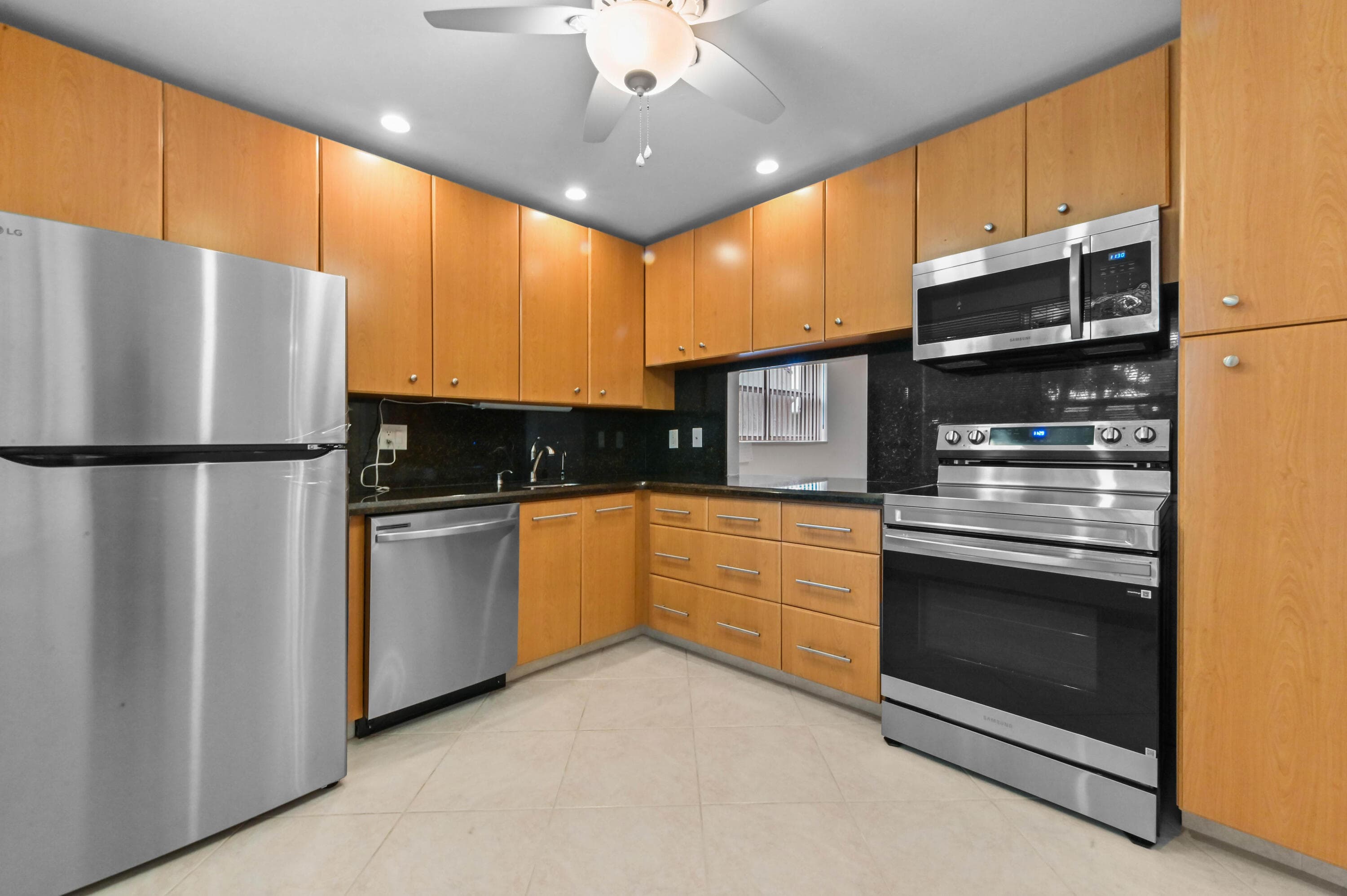 103 Lake Anne Drive, West Palm Beach, FL 33411 — photo 11 of 29