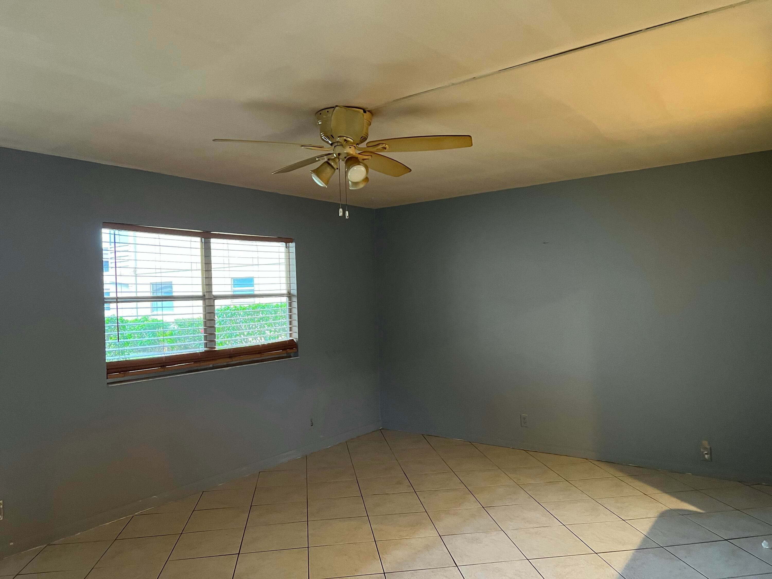 642 N Brittany, Delray Beach, FL 33446 — photo 6 of 10