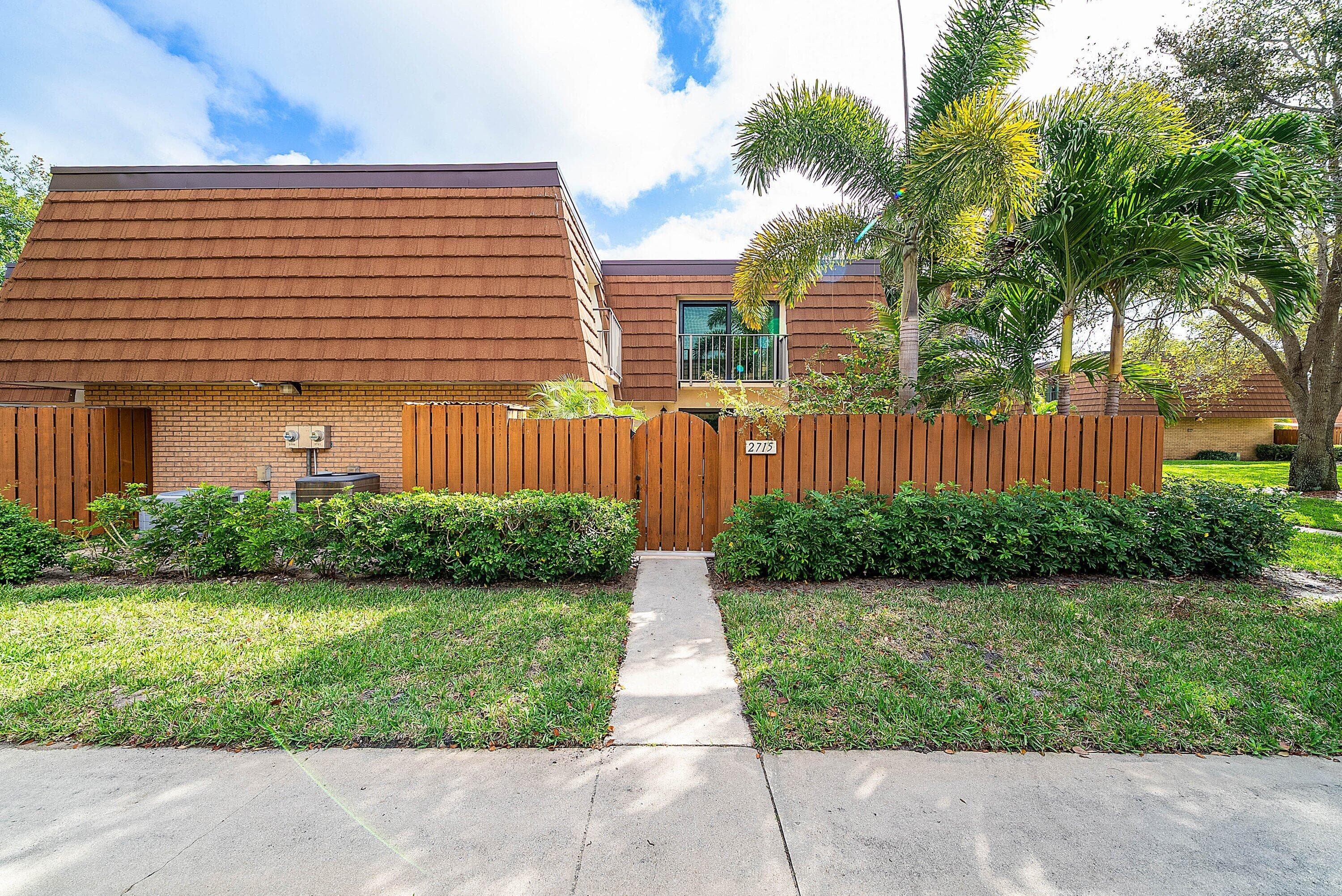 2715 27th Court, Jupiter, FL 33477 — photo 6 of 22