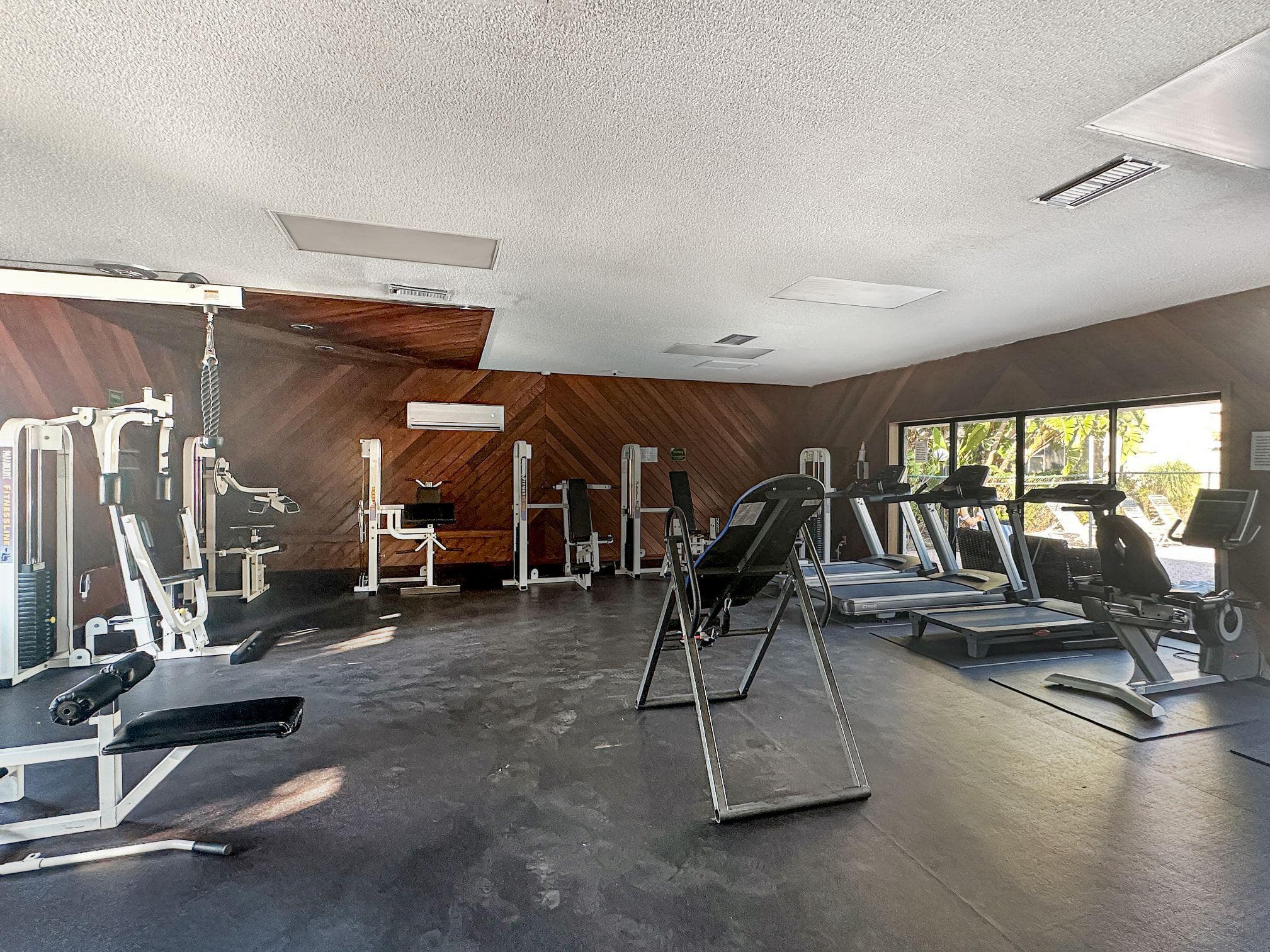 5232 NE 6th Avenue E24, Fort Lauderdale, FL 33334 — photo 13 of 45