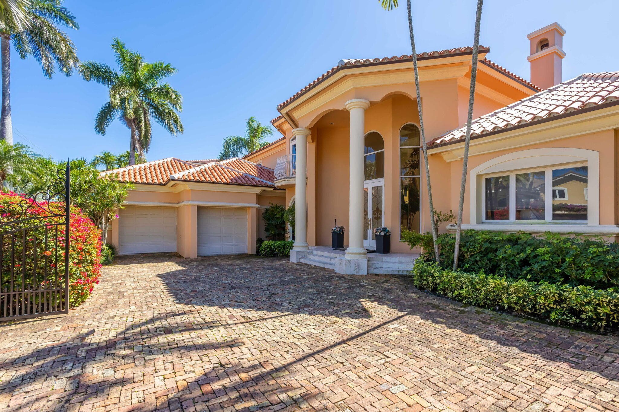 4 Isla Bahia Drive, Fort Lauderdale, FL 33316 — photo 2 of 18