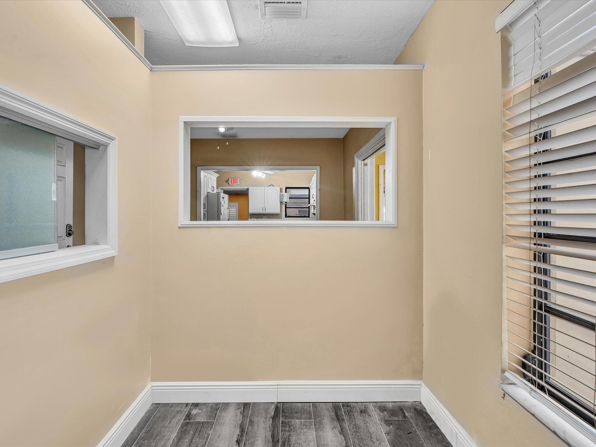 4901 SW 51st Street, Davie, FL 33314 — photo 15 of 48
