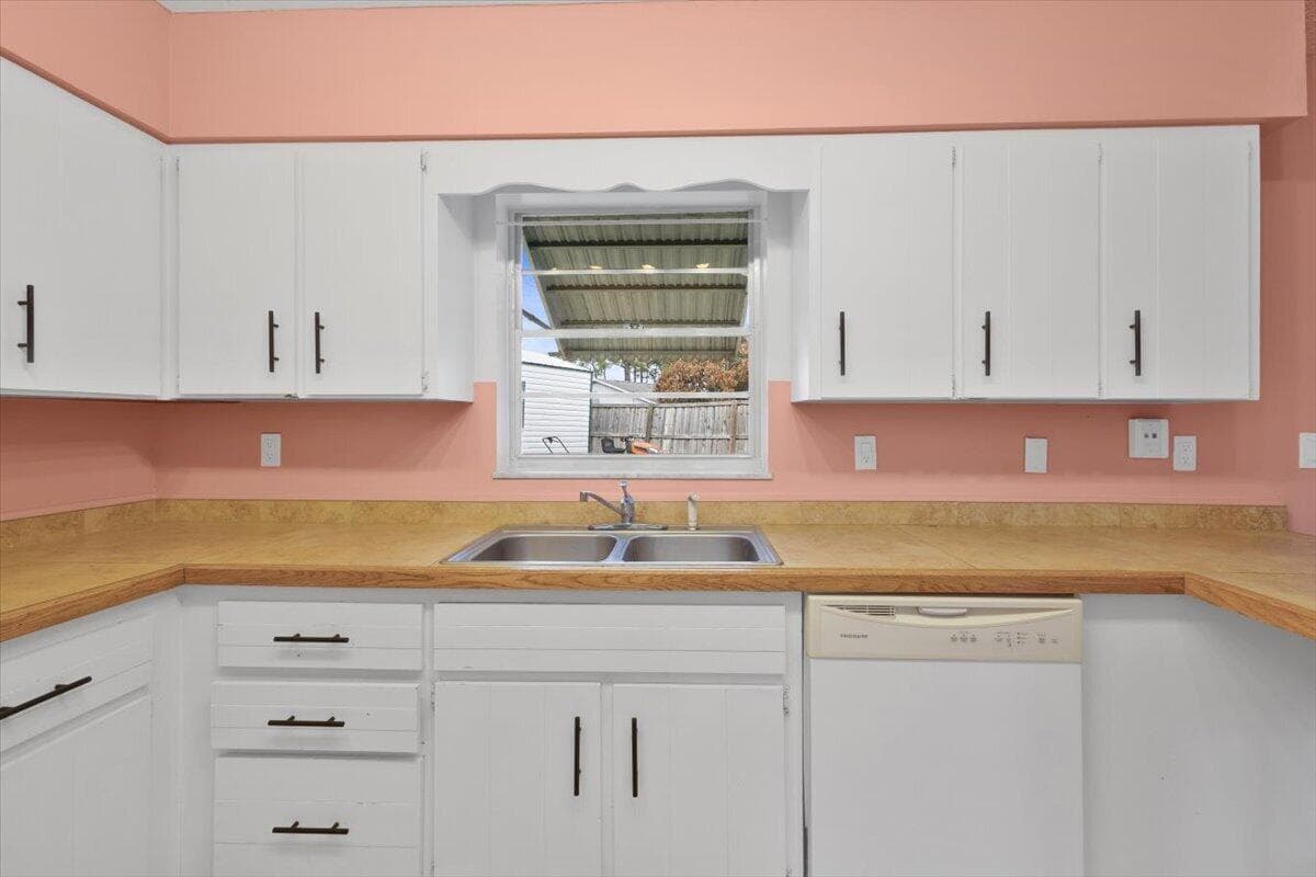 1491 SE Concha Street, Port St. Lucie, FL 34983 — photo 14 of 51