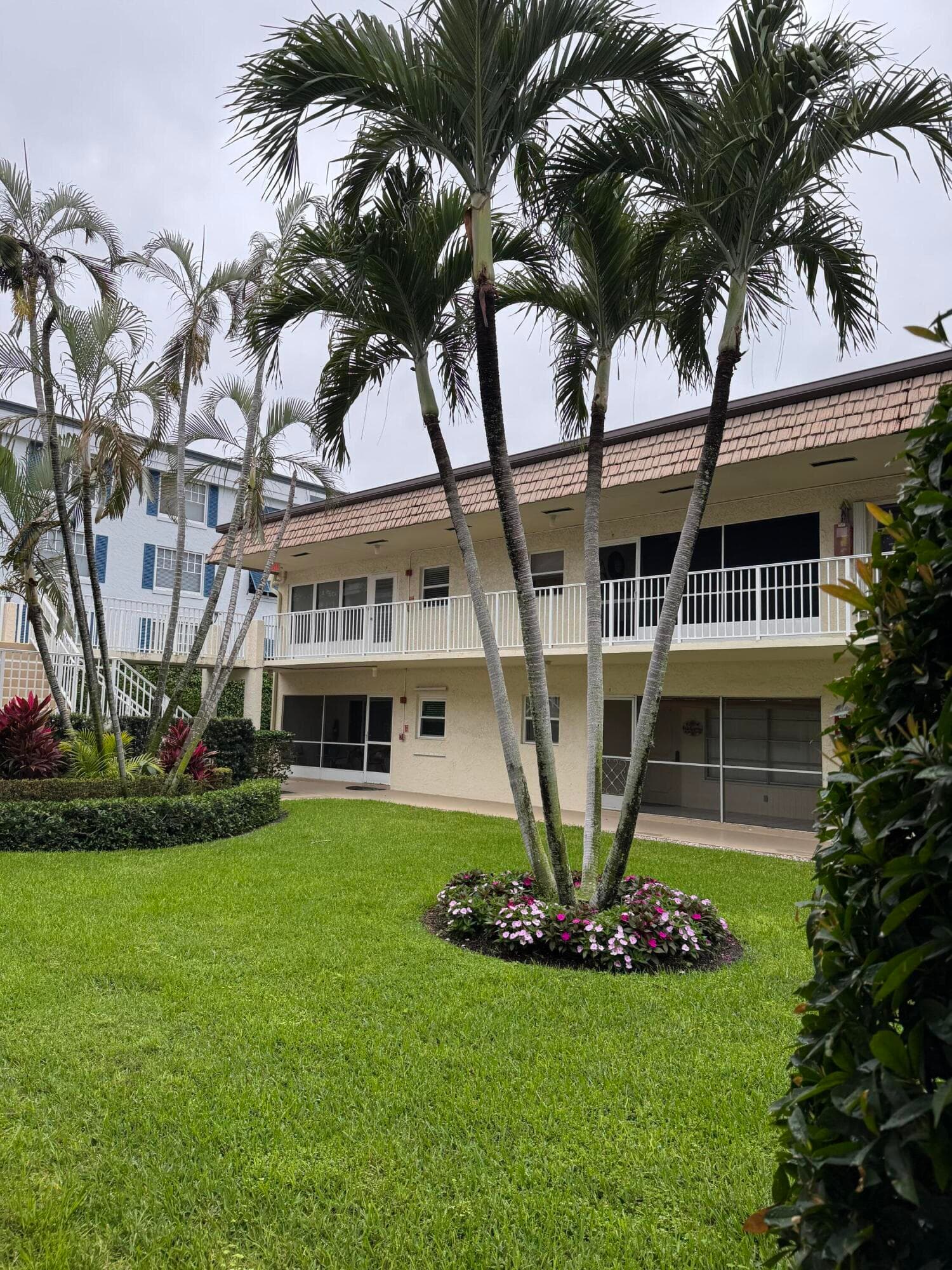632 Snug Harbor Drive D6, Boynton Beach, FL 33435 — photo 3 of 33