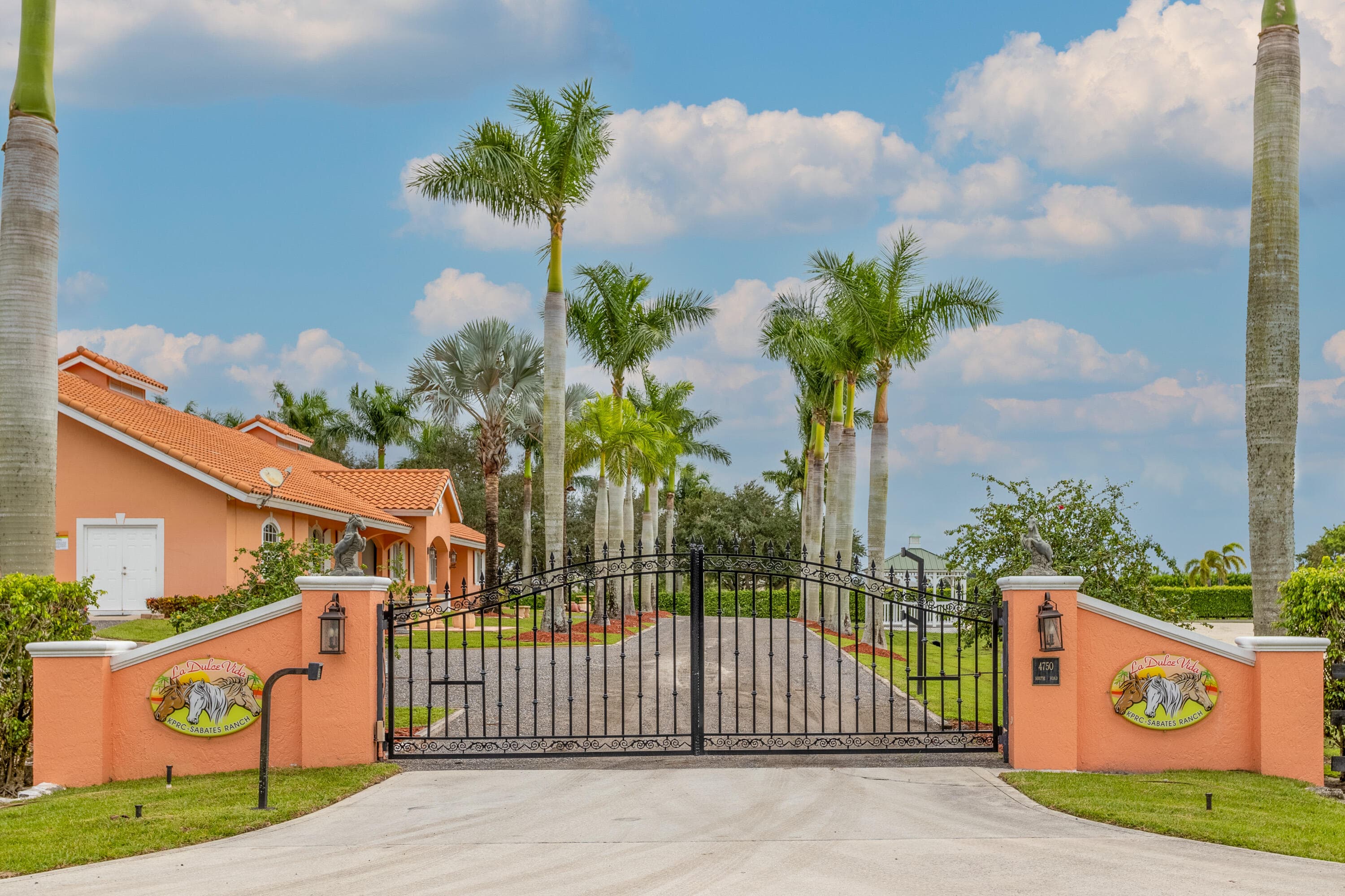 4750 South Road, Wellington, FL 33414 — photo 10 of 14