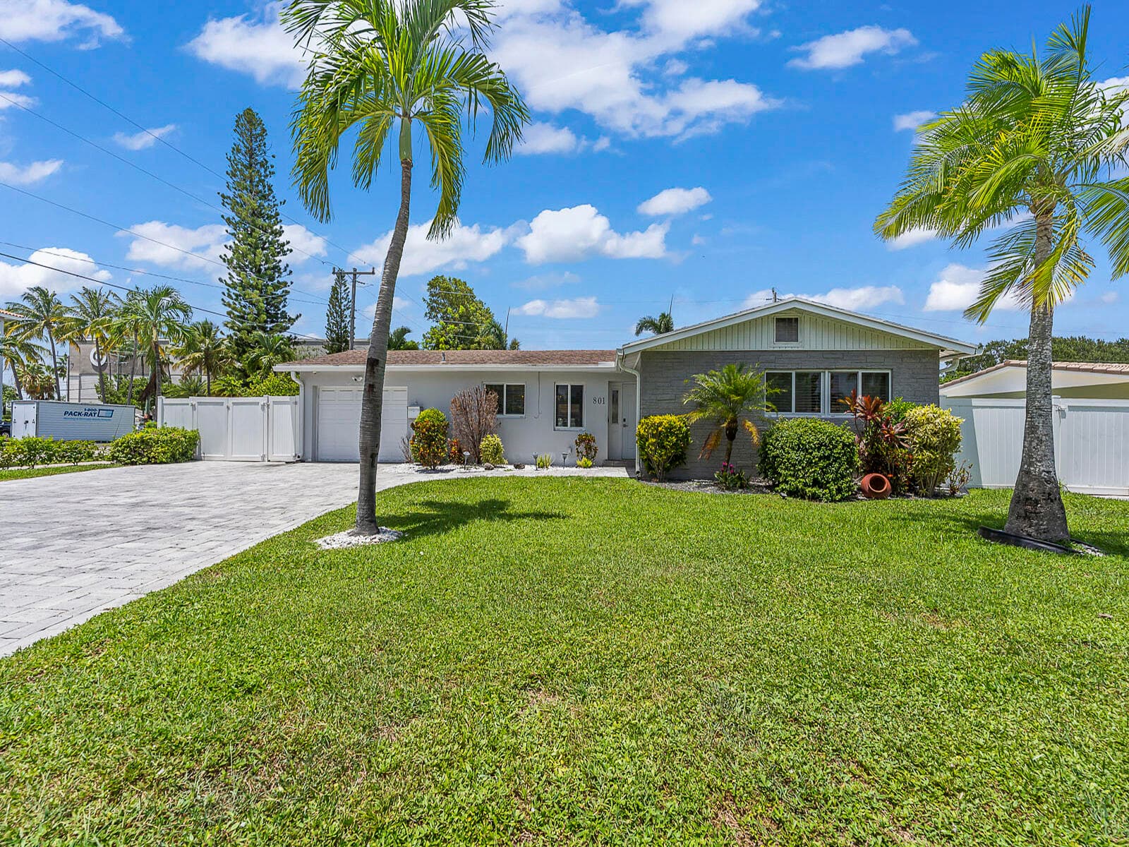 801 SE 14th Street, Deerfield Beach, FL 33441 — photo 3 of 51