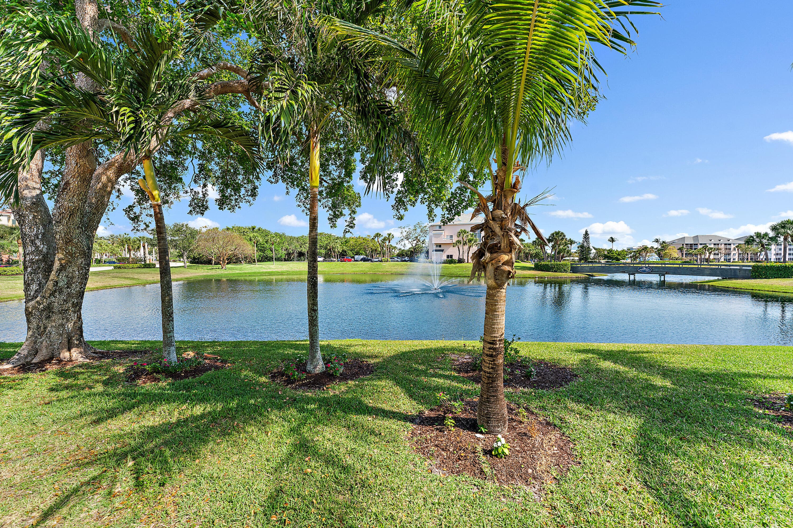 353 S Us Hwy 1 B8, Jupiter, FL 33477 — photo 5 of 40