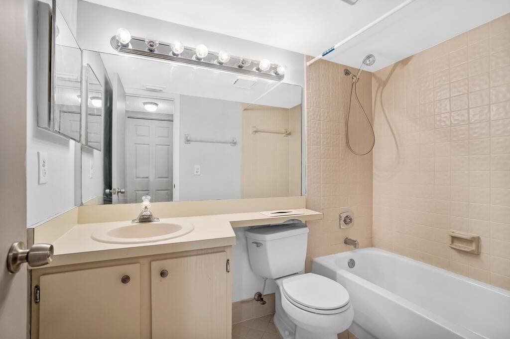 3047 Carambola Circle S 2324, Coconut Creek, FL 33066 — photo 26 of 41