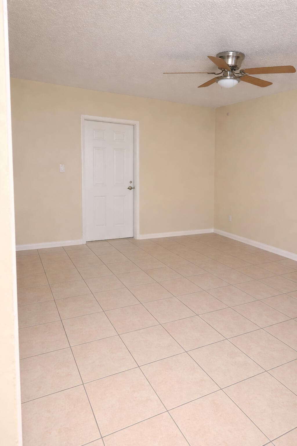 1275 NW 27th Avenue 1-2, Fort Lauderdale, FL 33311 — photo 13 of 28