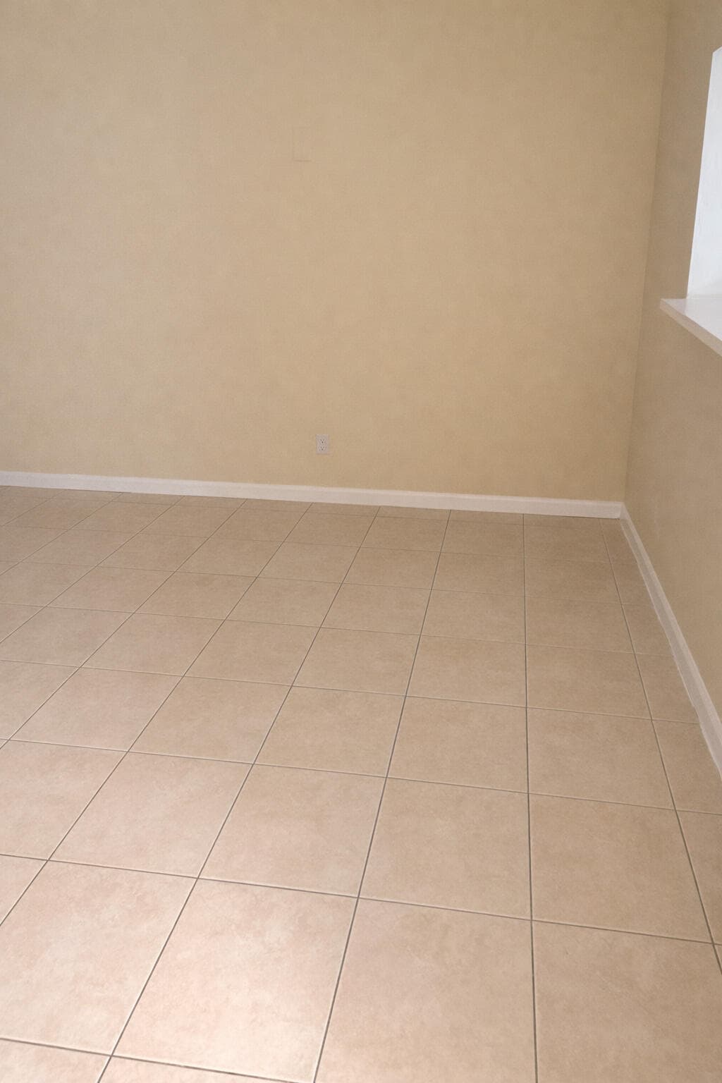 1275 NW 27th Avenue 1-2, Fort Lauderdale, FL 33311 — photo 14 of 28