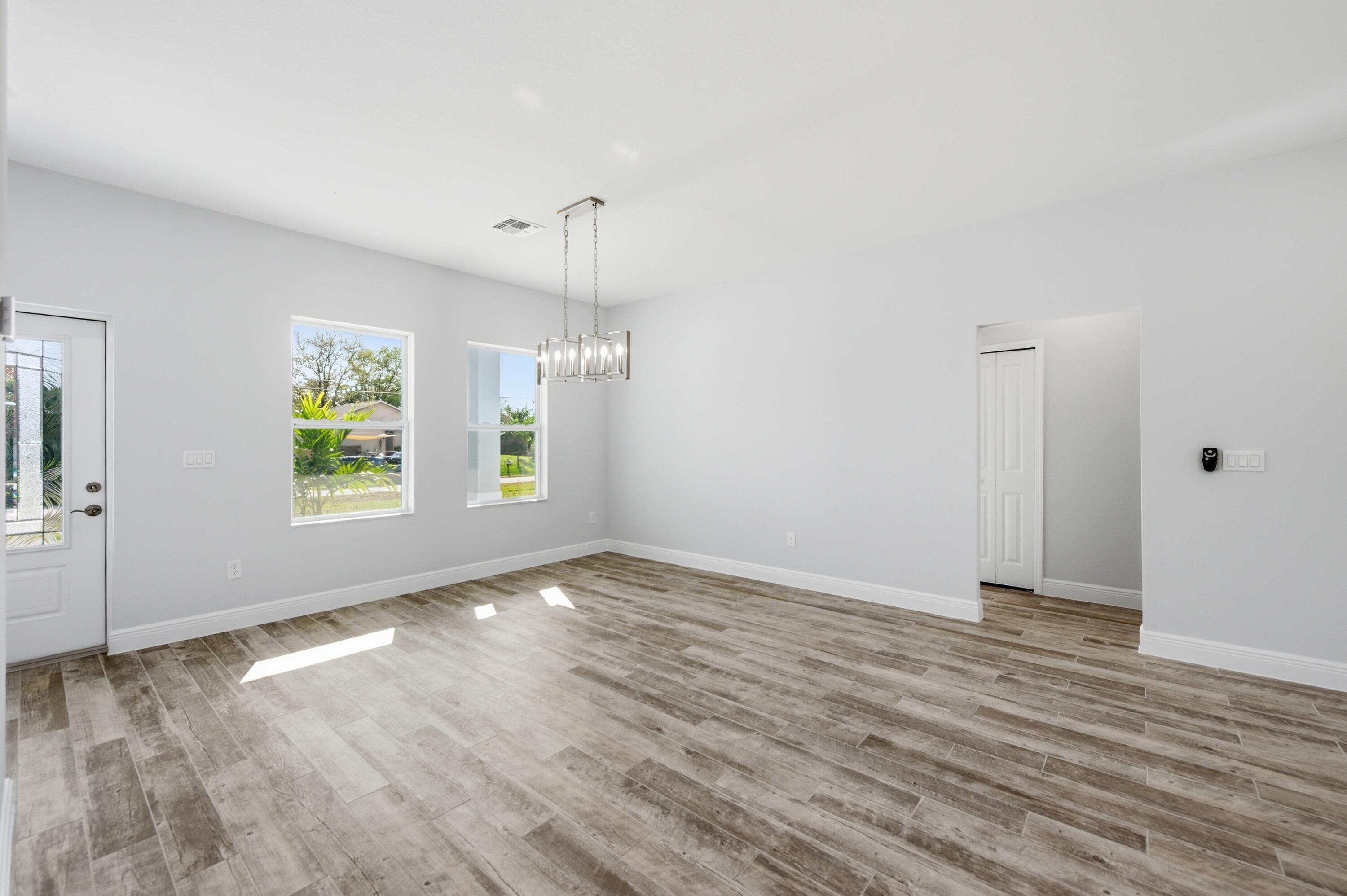 7825 92nd Court, Vero Beach, FL 32967 — photo 13 of 36