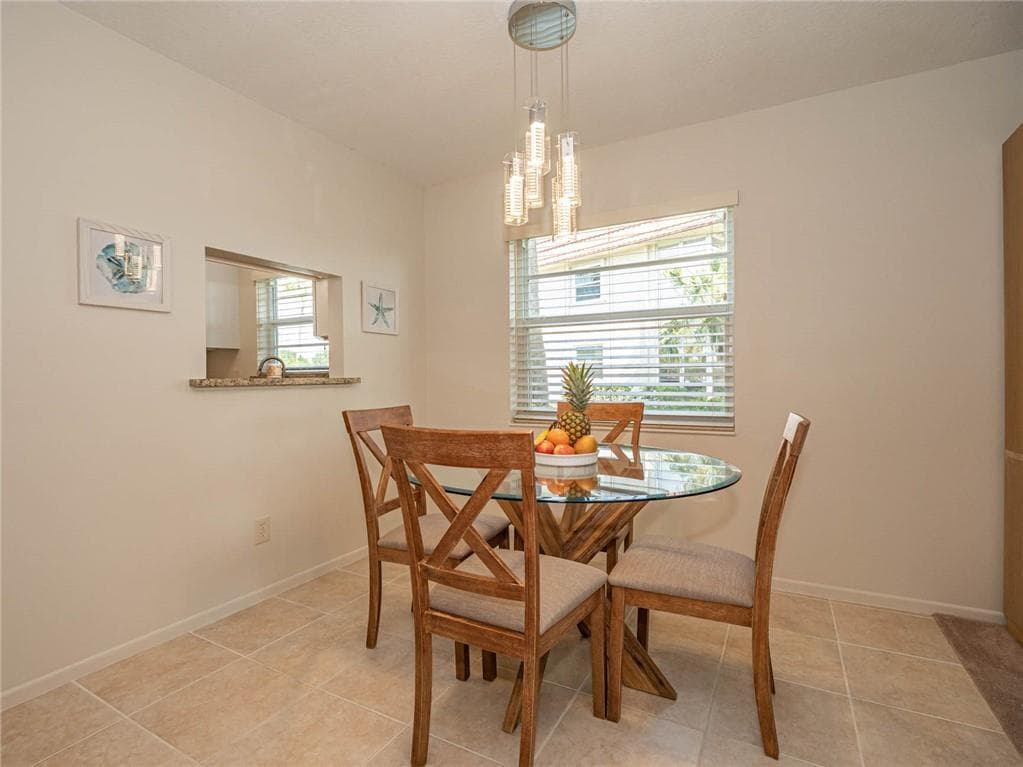 34 Vista Gardens Trail 107, Vero Beach, FL 32962 — photo 8 of 32