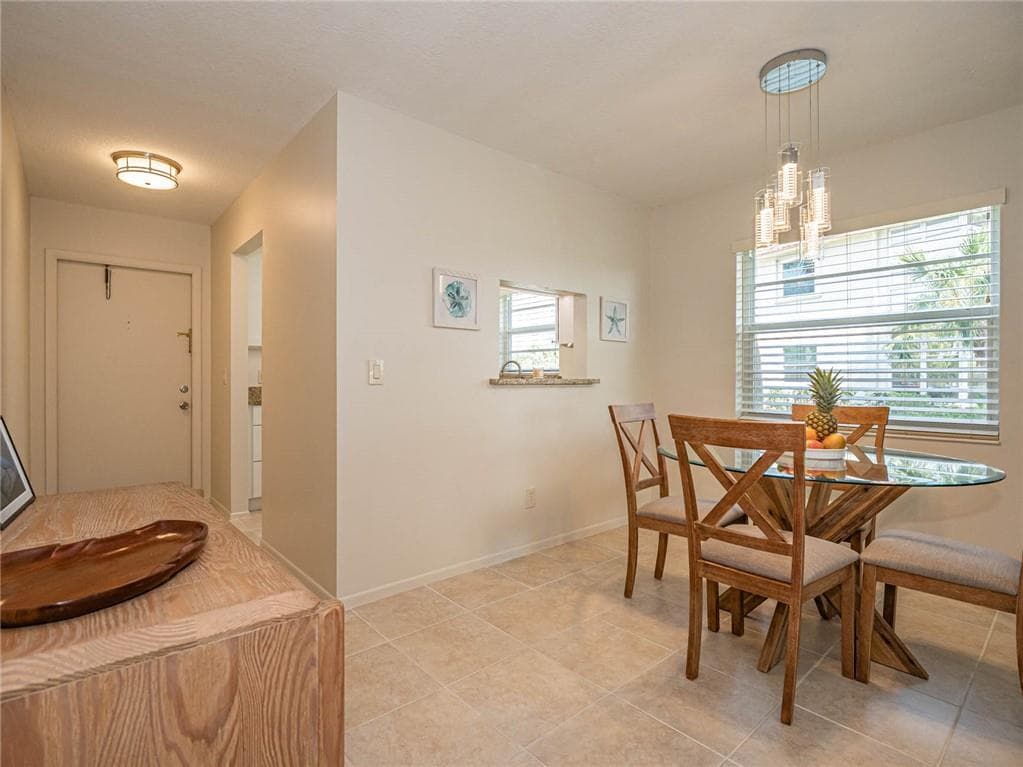 34 Vista Gardens Trail 107, Vero Beach, FL 32962 — photo 9 of 32