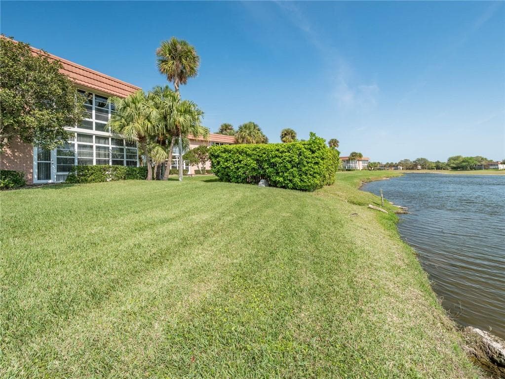 34 Vista Gardens Trail 107, Vero Beach, FL 32962 — photo 27 of 32