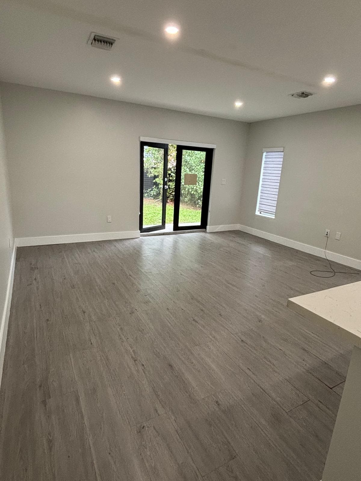 2210 W 5th Way, Hialeah, FL 33010 — photo 8 of 15