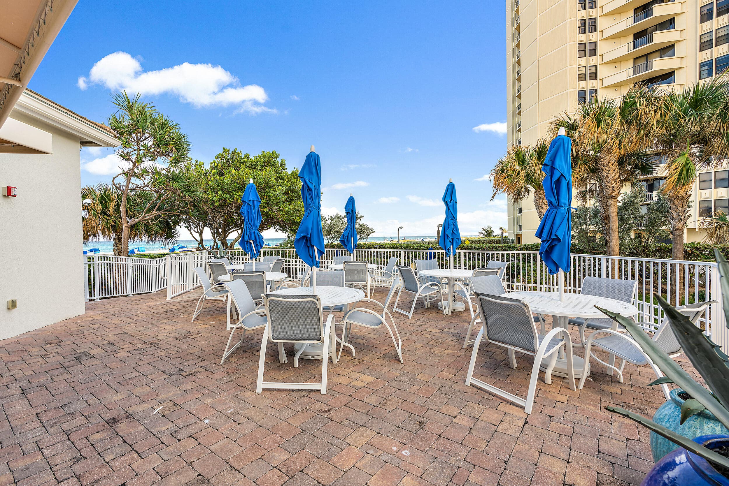 3000 N Ocean Drive 17d, Riviera Beach, FL 33404 — photo 18 of 38