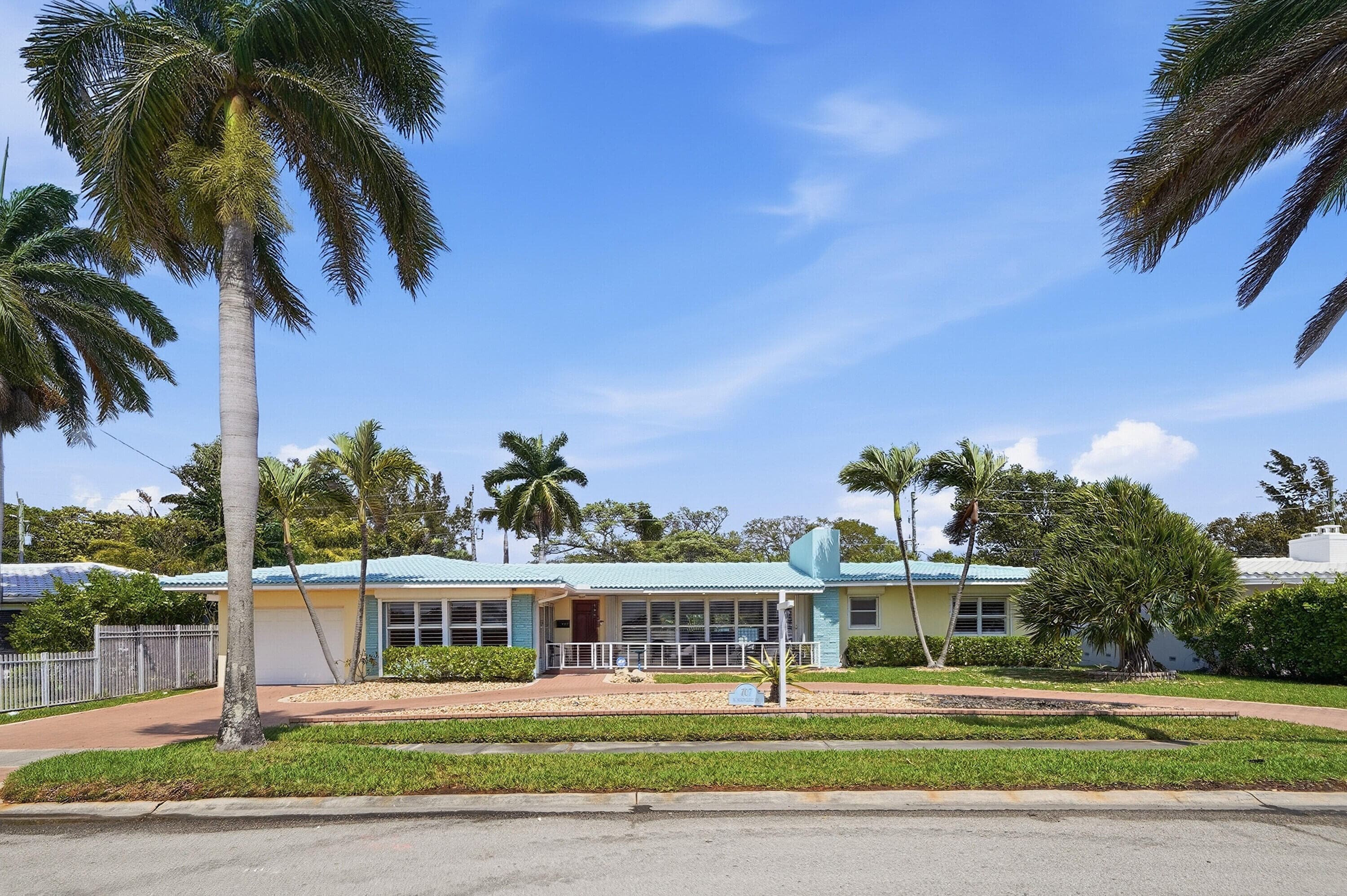707 N Northlake Drive, Hollywood, FL 33019 — photo 66 of 67
