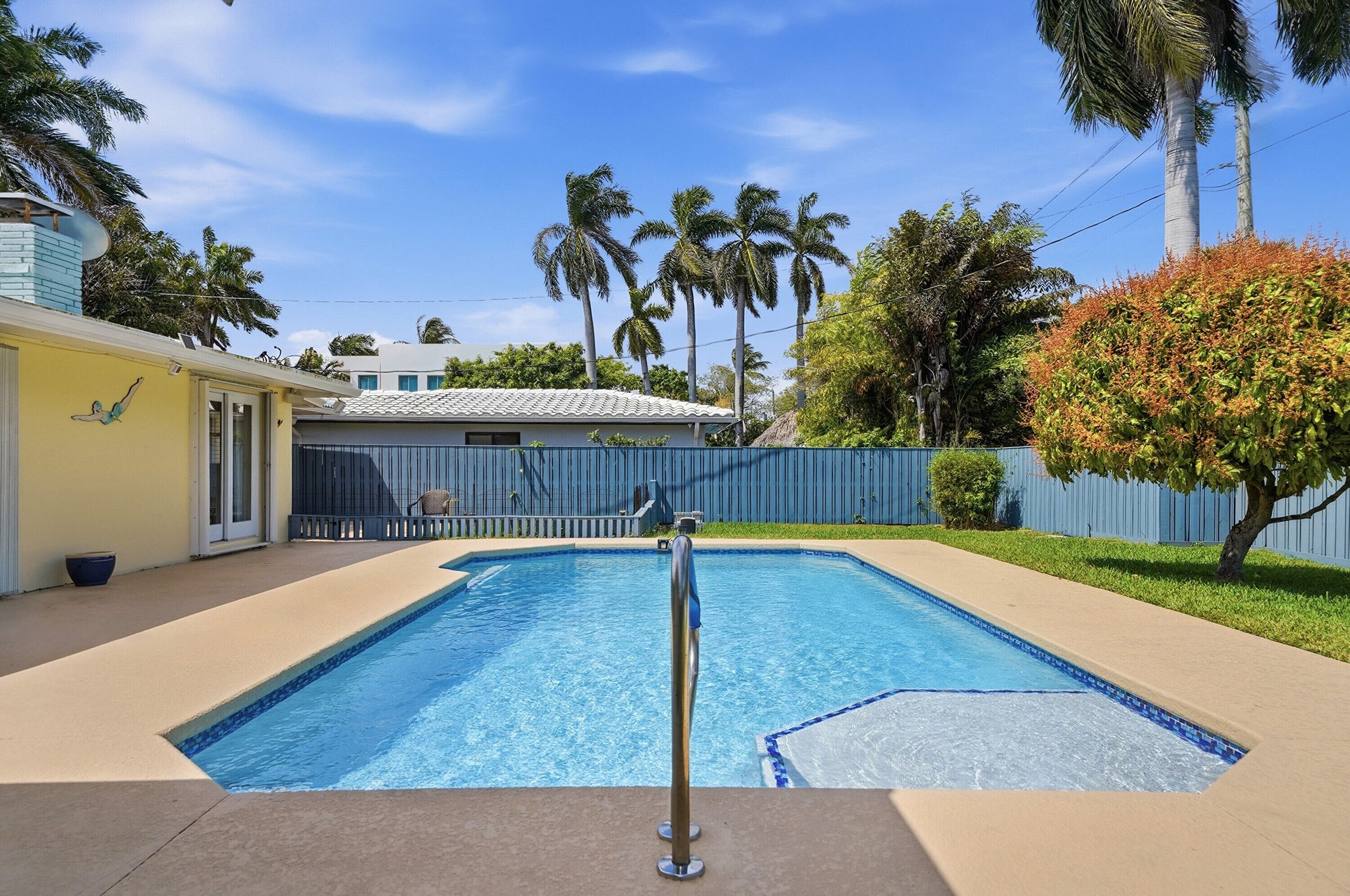707 N Northlake Drive, Hollywood, FL 33019 — photo 53 of 67