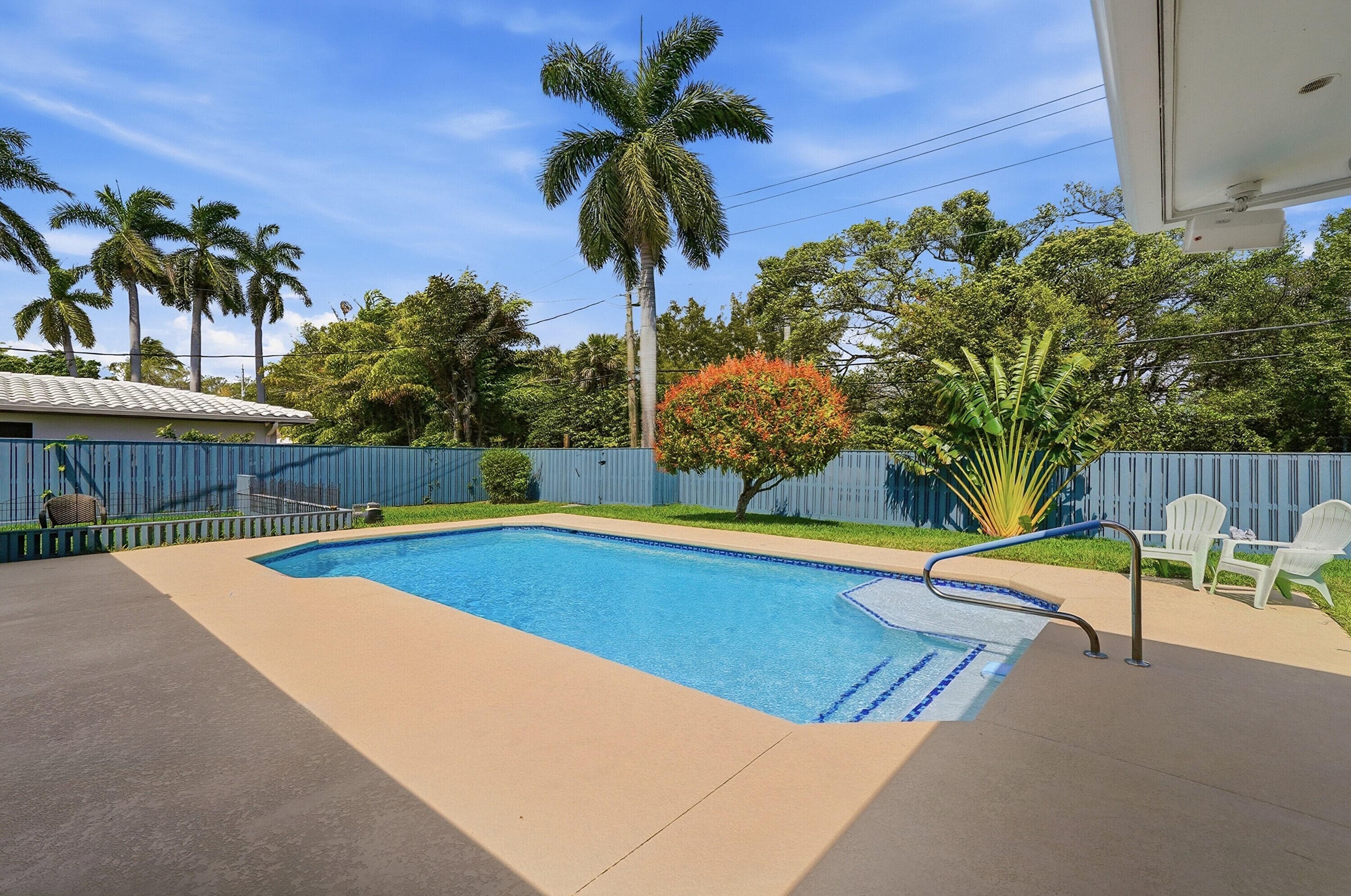 707 N Northlake Drive, Hollywood, FL 33019 — photo 28 of 67