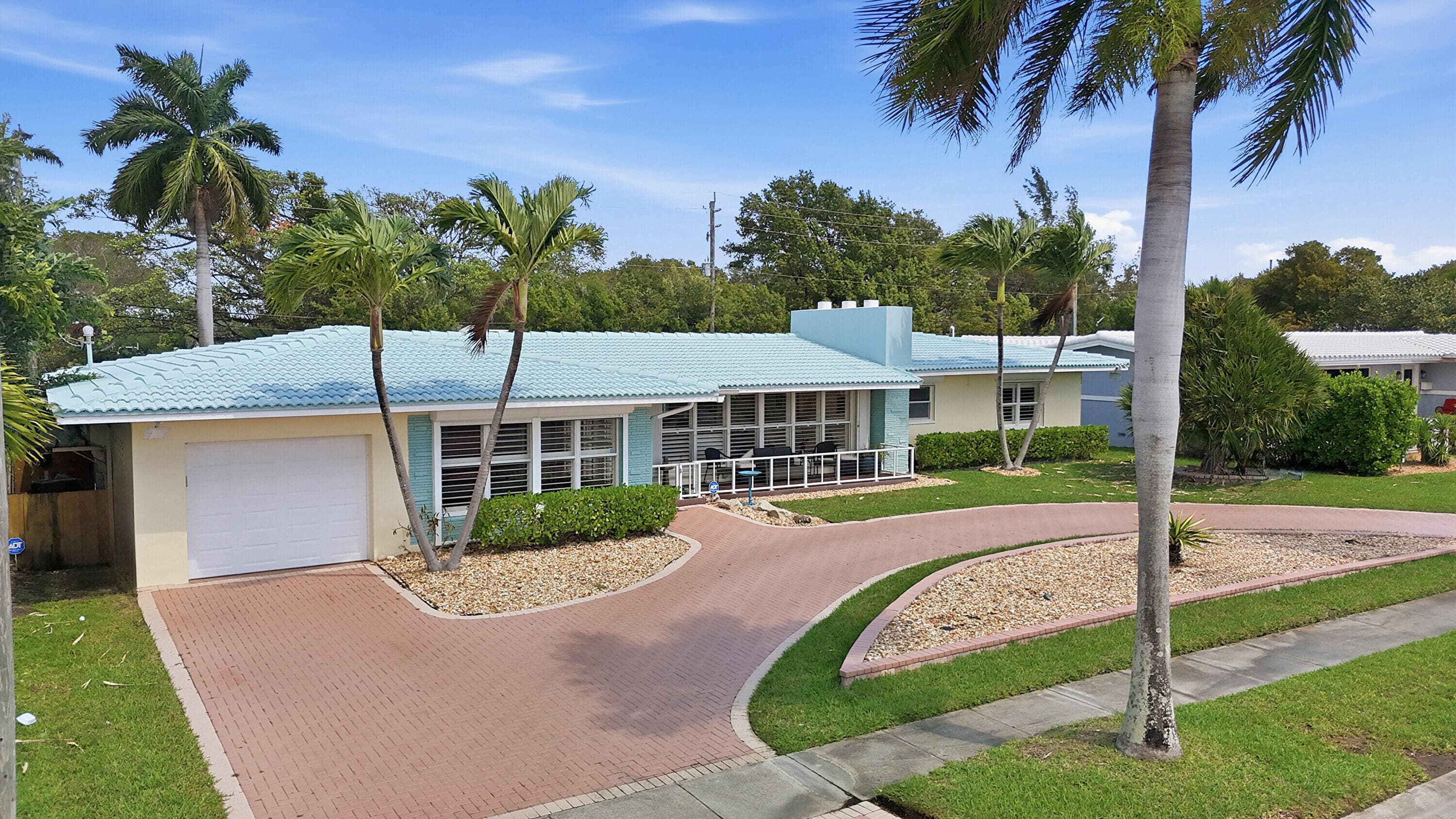 707 N Northlake Drive, Hollywood, FL 33019 — photo 54 of 67