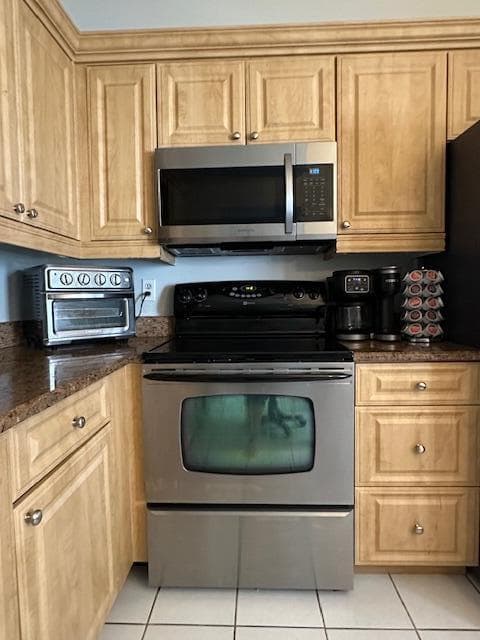 8025 Whispering Palm Drive, Boca Raton, FL 33496 — photo 10 of 27