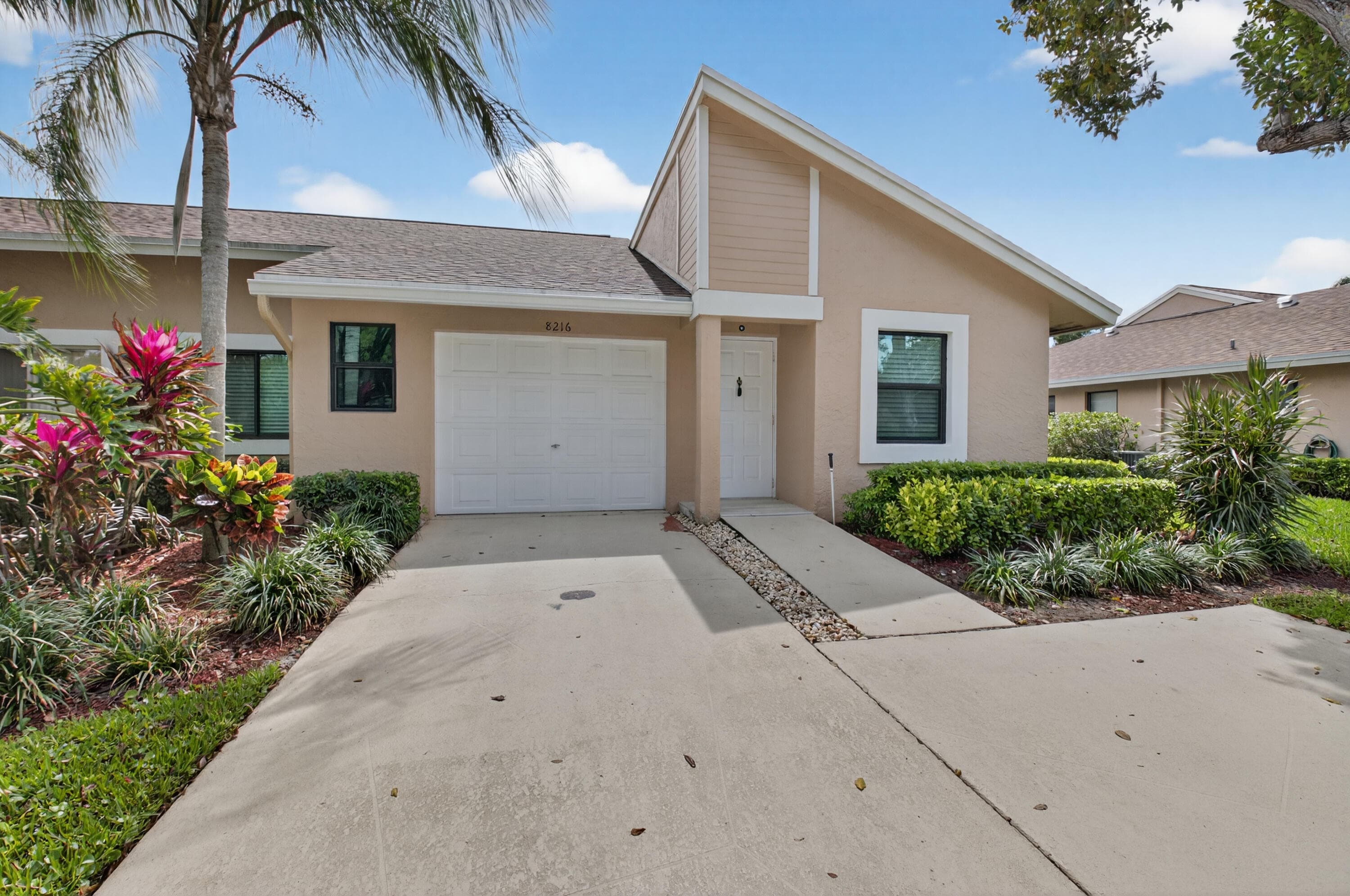 8216 Sweetbriar Way, Boca Raton, FL 33496 — photo 2 of 56