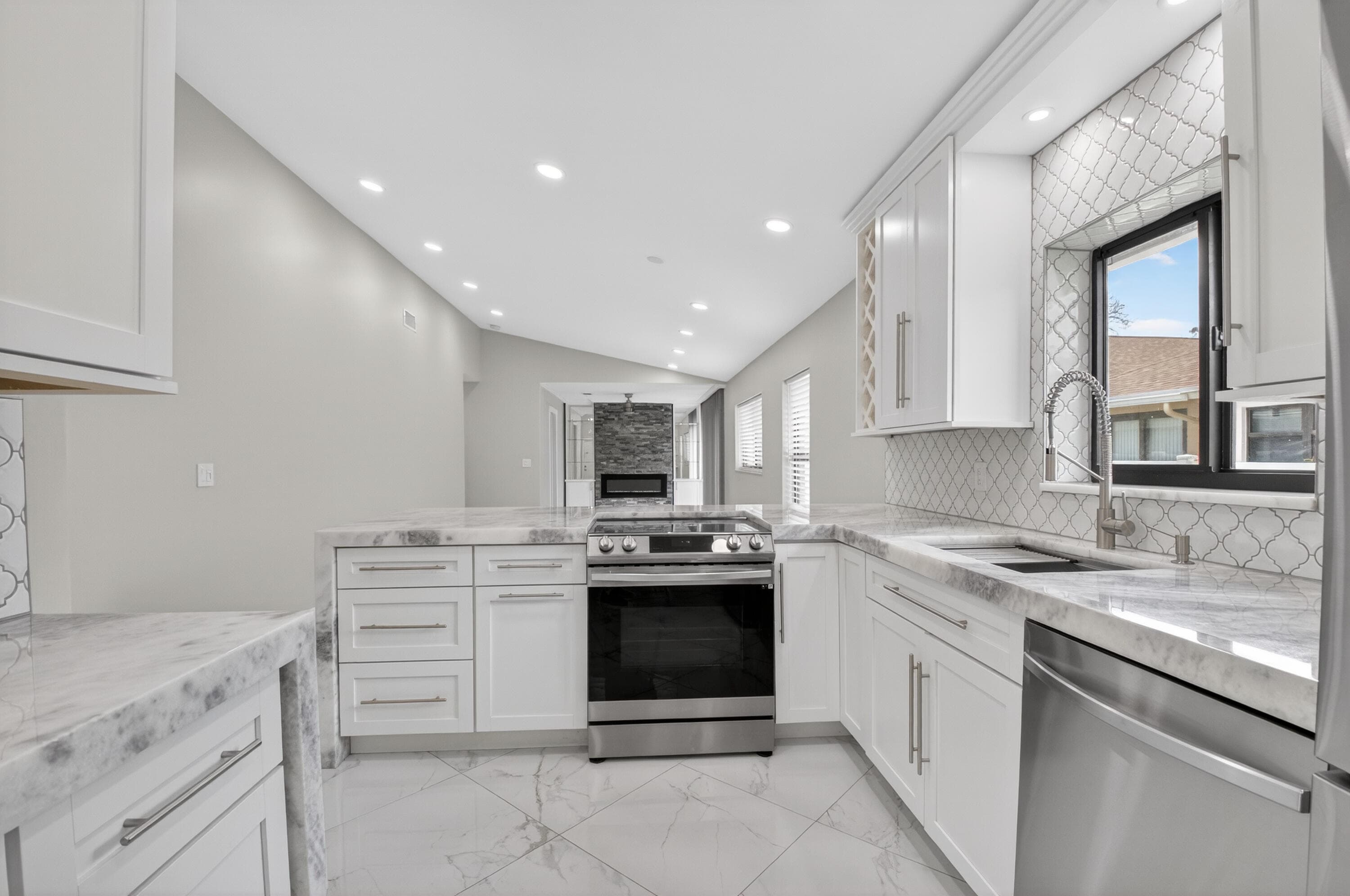 8216 Sweetbriar Way, Boca Raton, FL 33496 — photo 21 of 56