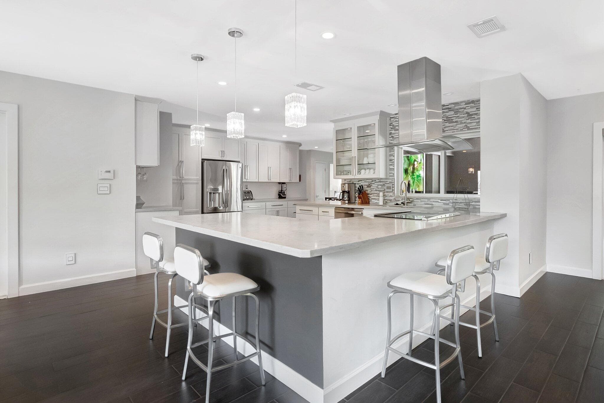 855 Berkeley Street, Boca Raton, FL 33487 — photo 10 of 34
