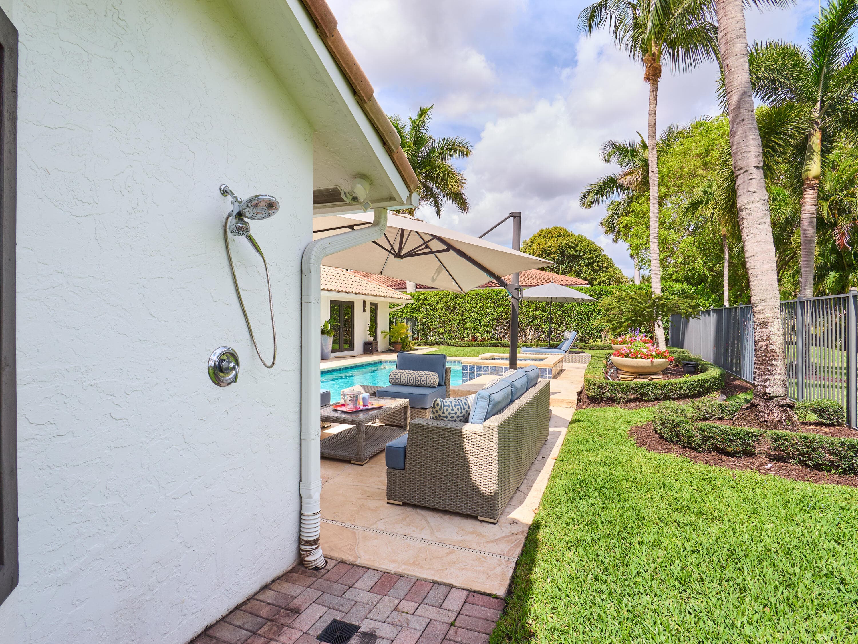 3700 Embassy Drive, West Palm Beach, FL 33401 — photo 31 of 40