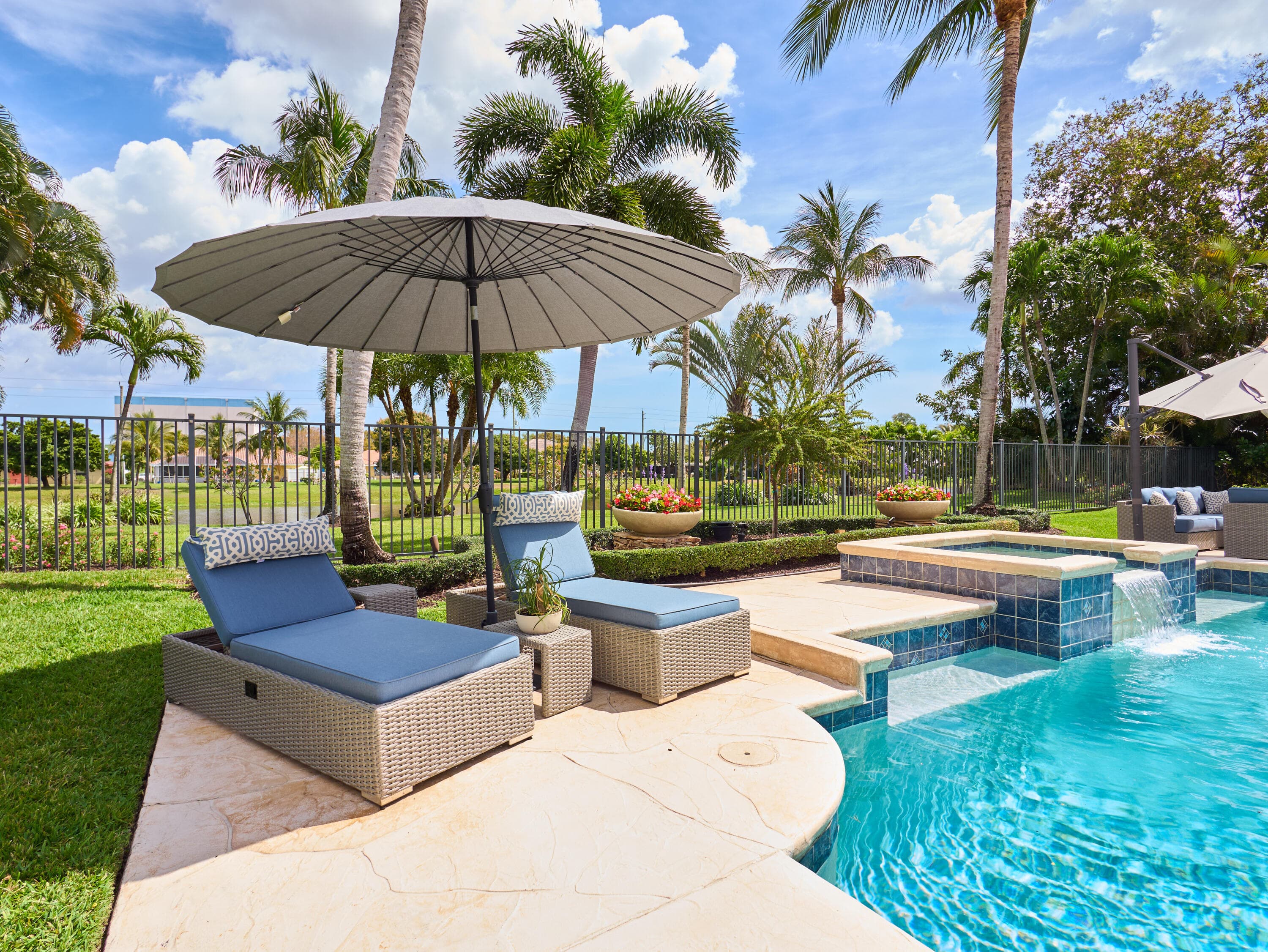 3700 Embassy Drive, West Palm Beach, FL 33401 — photo 33 of 40