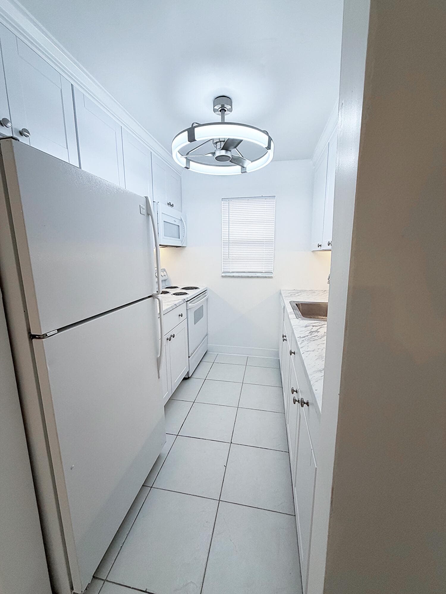 650 SW 2nd SW 2480, Boca Raton, FL 33432 — photo 13 of 30