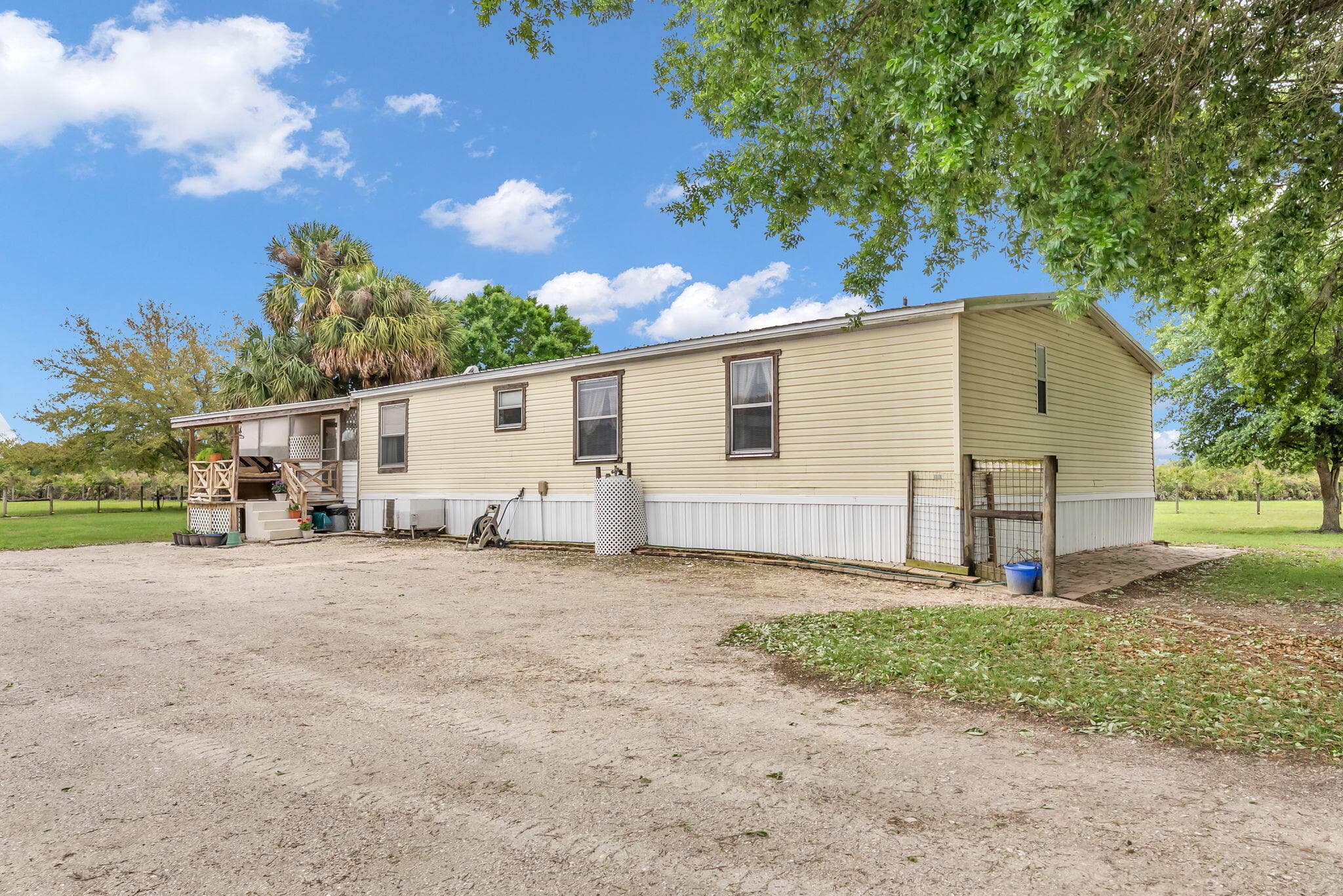 17255 NW 272nd Street, Okeechobee, FL 34972 — photo 3 of 51