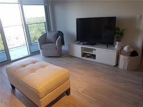 16385 Biscayne Boulevard 1018, North Miami Beach, FL 33160 — photo 9 of 41