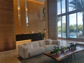 16385 Biscayne Boulevard 1018, North Miami Beach, FL 33160 — photo 20 of 41