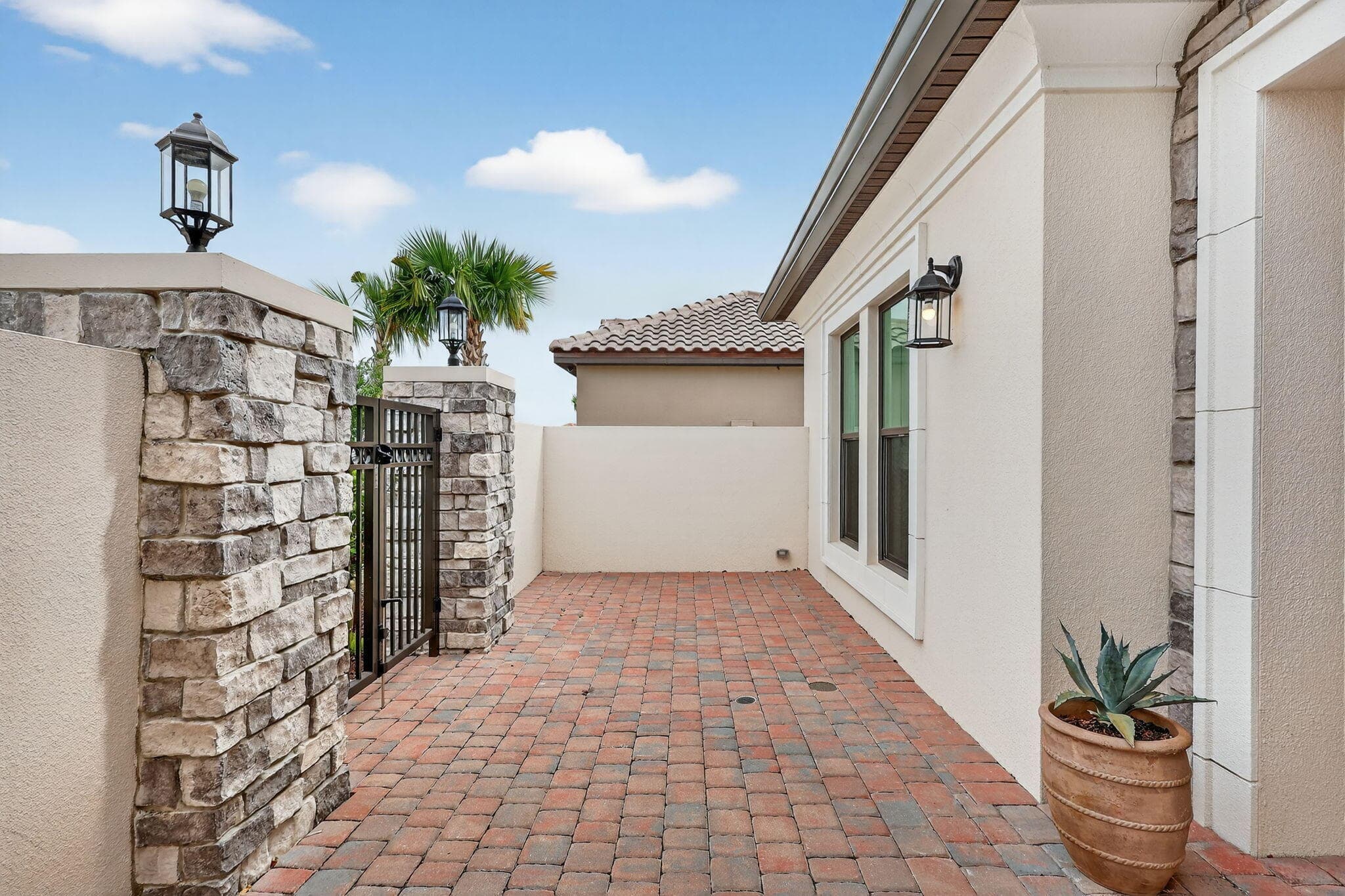 10102 SW Davanti Drive, Port St. Lucie, FL 34987 — photo 11 of 75
