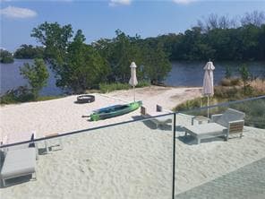 16385 Biscayne Boulevard 1018, North Miami Beach, FL 33160 — photo 32 of 41