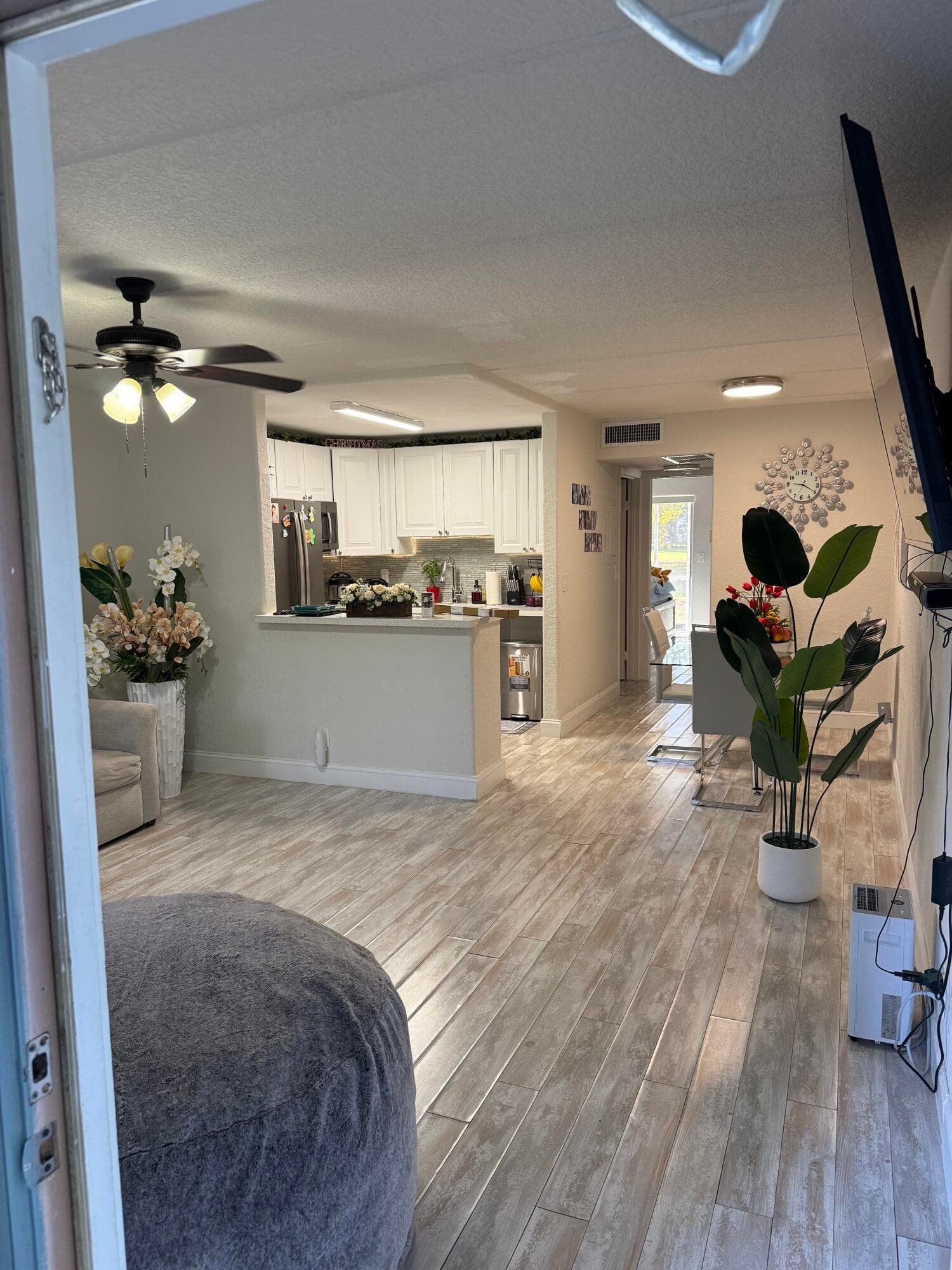2000 Springdale Boulevard 108, Palm Springs, FL 33461 — photo 1 of 10