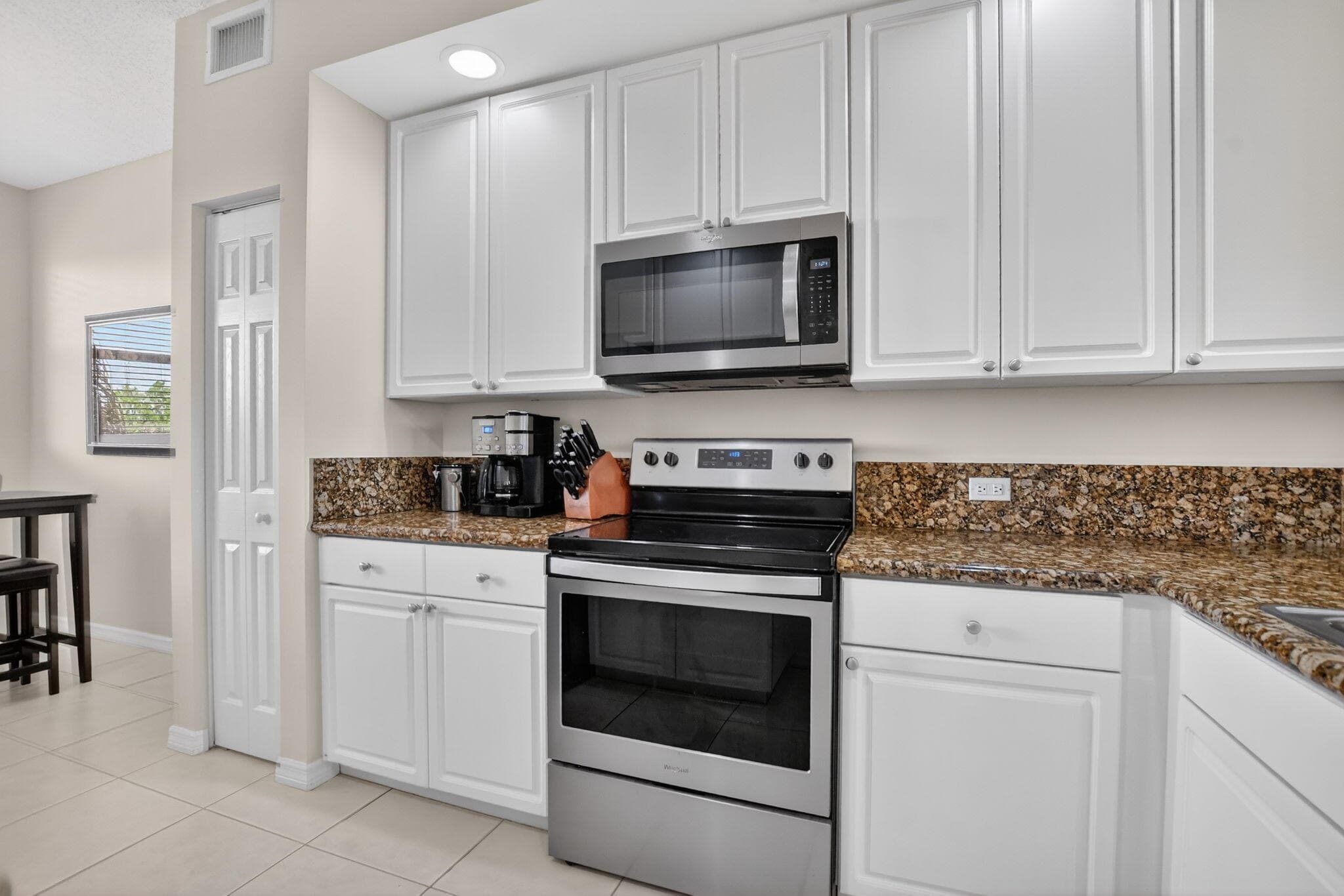 26 Royal Palm Way 403, Boca Raton, FL 33432 — photo 14 of 55